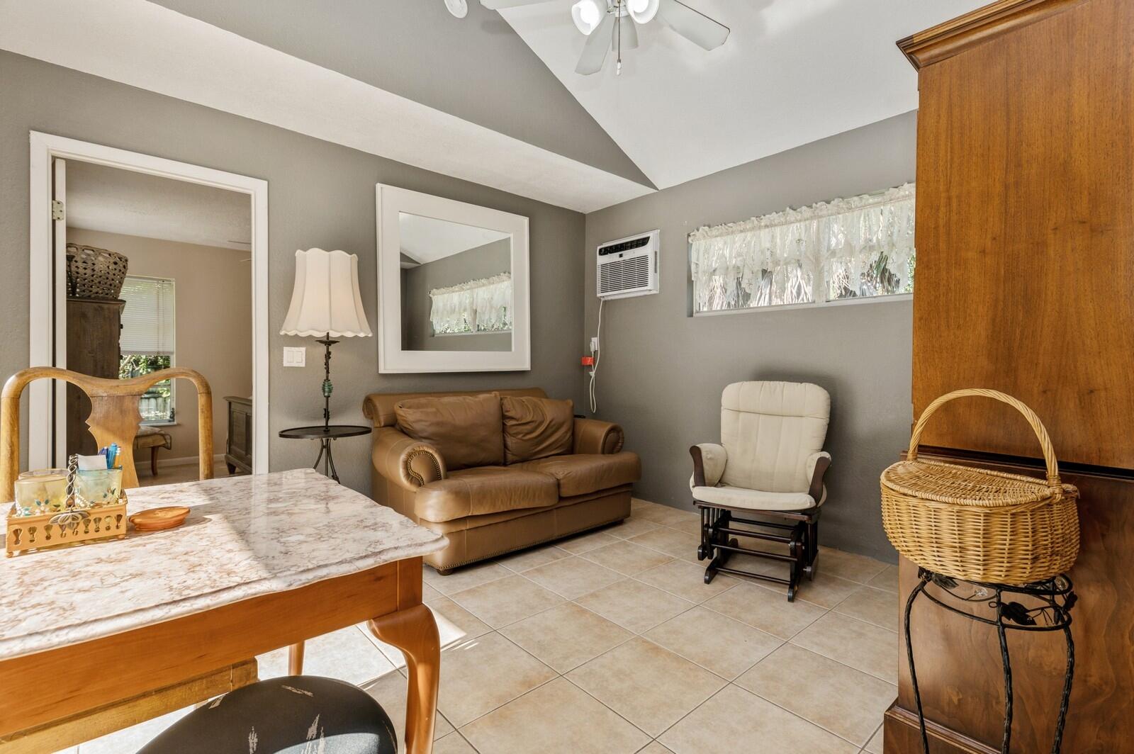 Haverhill, Florida, 33415, United States, 4 Bedrooms Bedrooms, ,4 BathroomsBathrooms,Residential,For Sale,1848793