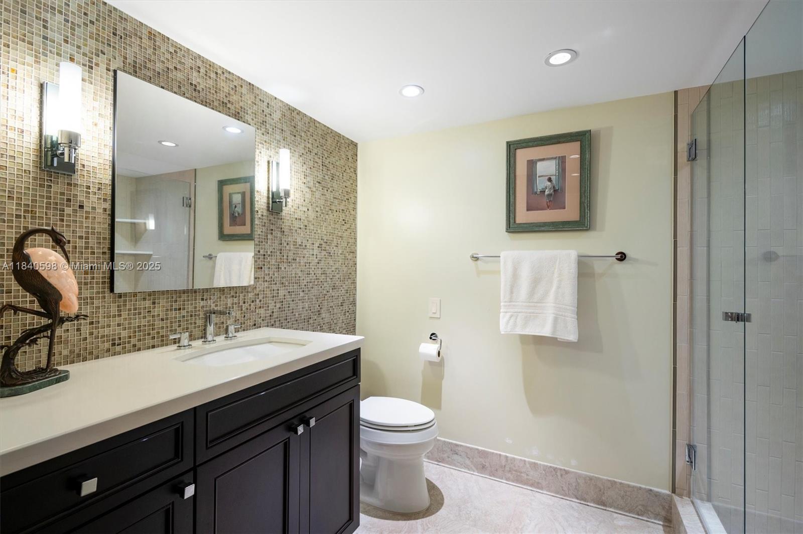 Aventura, Florida, 33180, United States, 2 Bedrooms Bedrooms, ,2 BathroomsBathrooms,Residential,For Sale,1897666