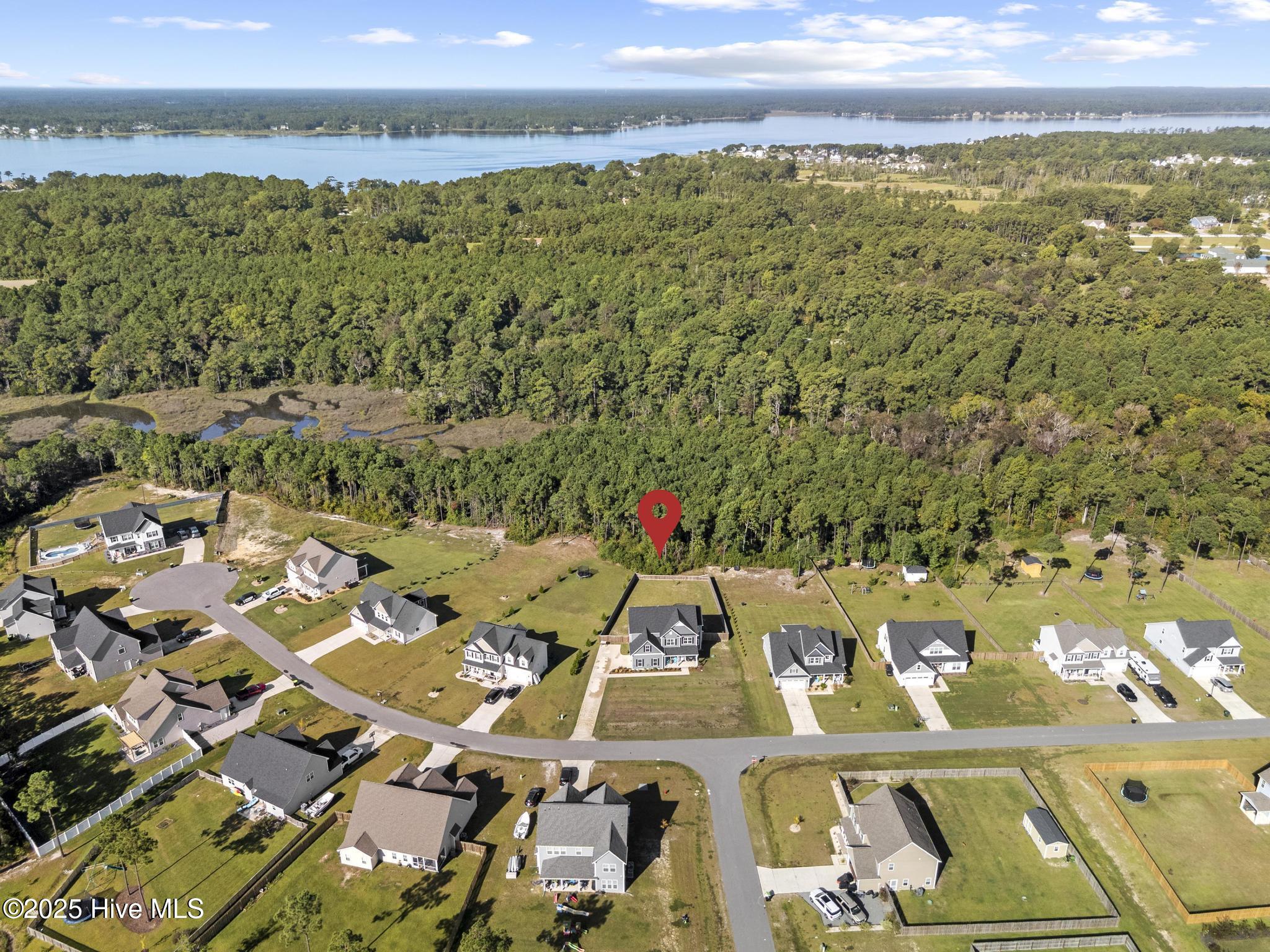 Peletier, North Carolina, 28584, United States, 4 Bedrooms Bedrooms, ,3 BathroomsBathrooms,Residential,For Sale,1976266