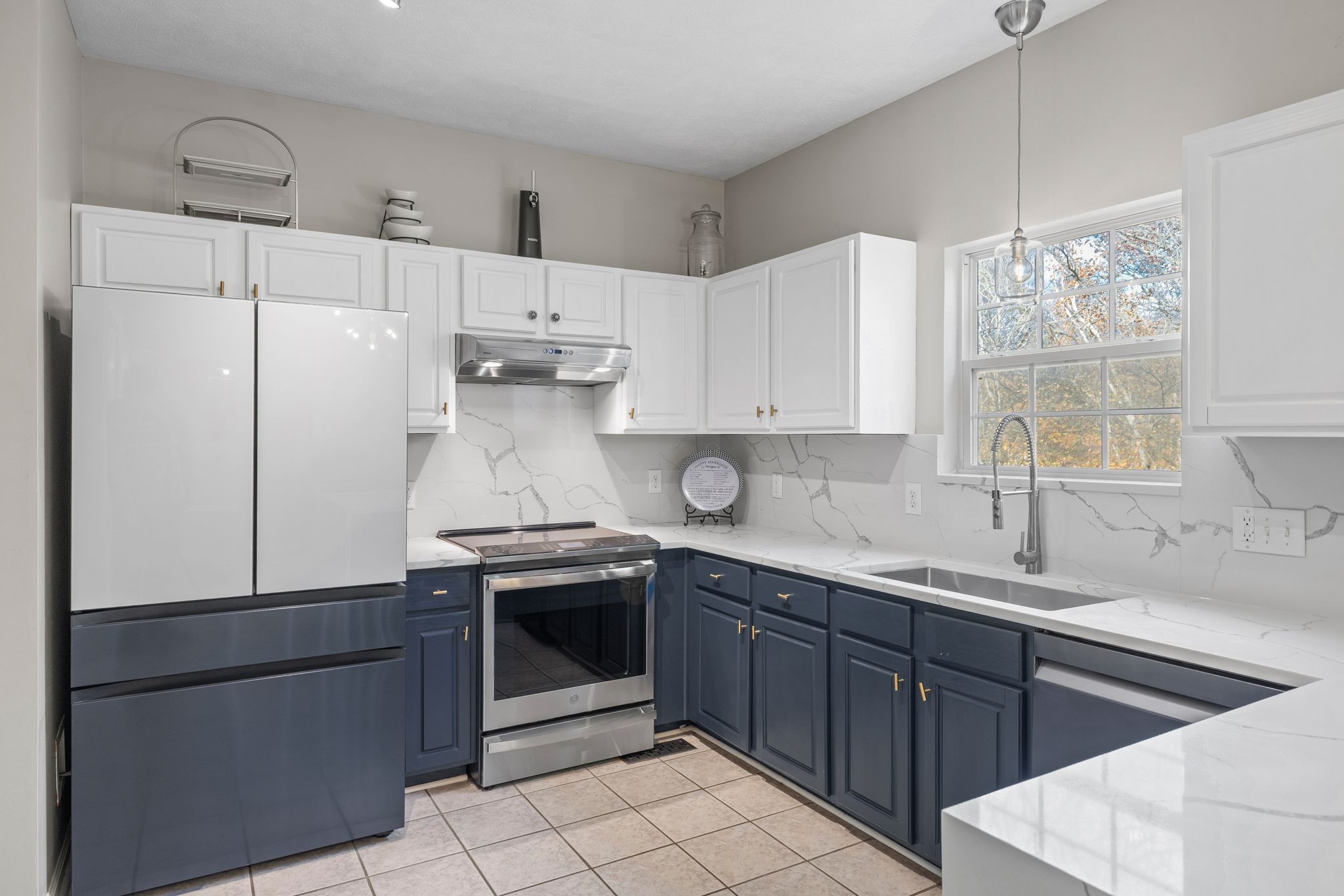 Antioch, Tennessee, 37013, United States, 3 Bedrooms Bedrooms, ,3 BathroomsBathrooms,Residential,For Sale,1994607