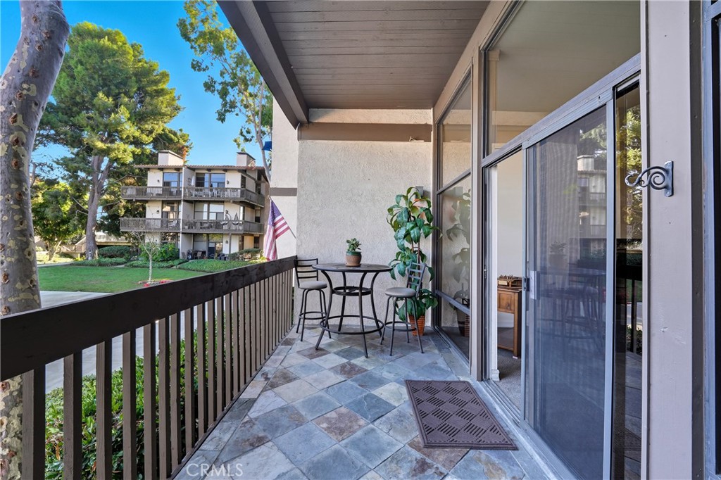 Long Beach, California, 90803, United States, 1 Bedroom Bedrooms, ,1 BathroomBathrooms,Residential,For Sale,1954794