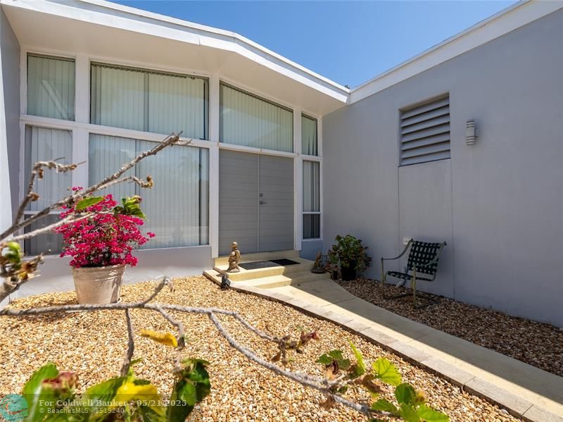 Fort Lauderdale, Florida, 33312, United States, 4 Bedrooms Bedrooms, ,2 BathroomsBathrooms,Residential,For Sale,1777815