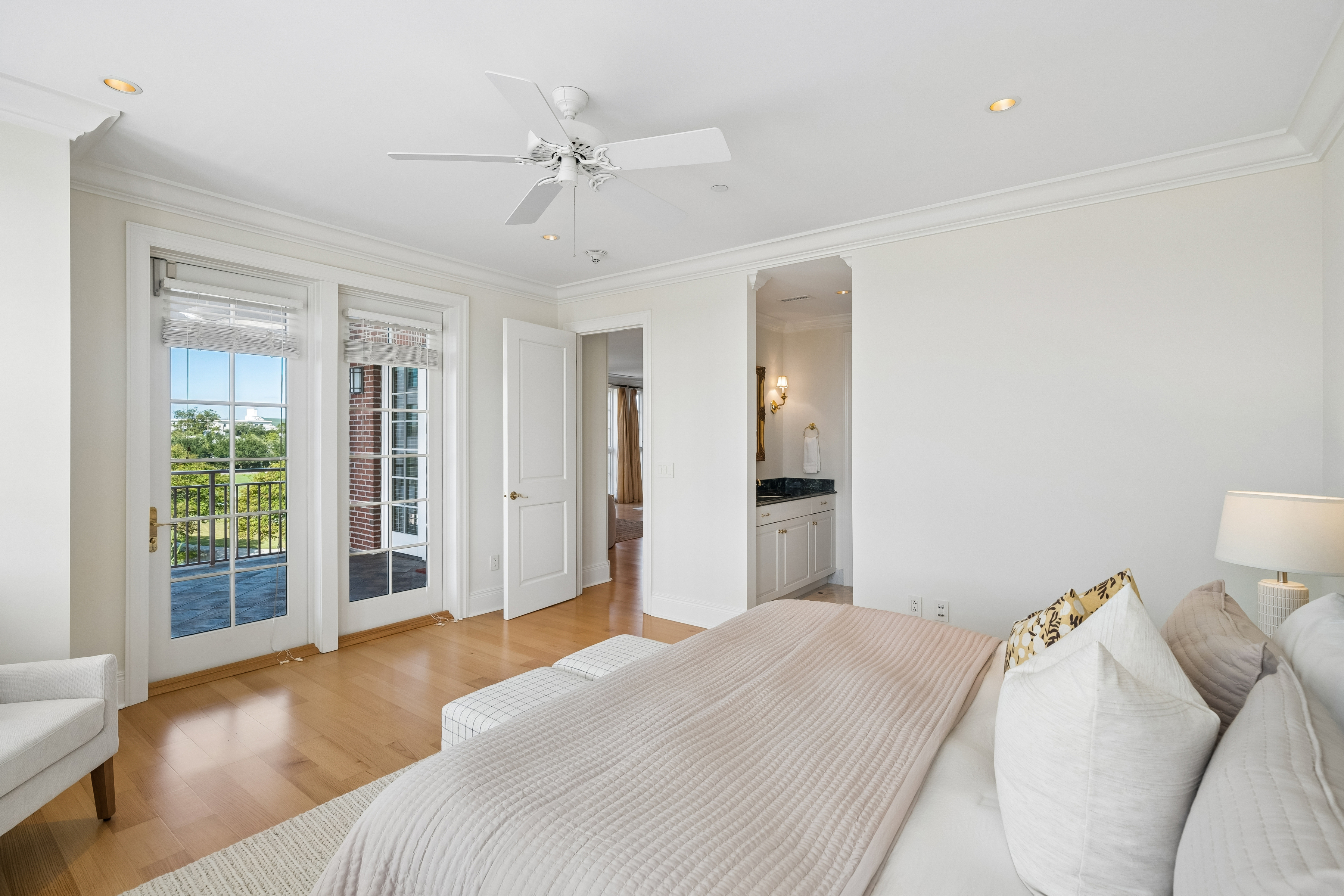  2 Laurens Street Unit 2C - 物件實景