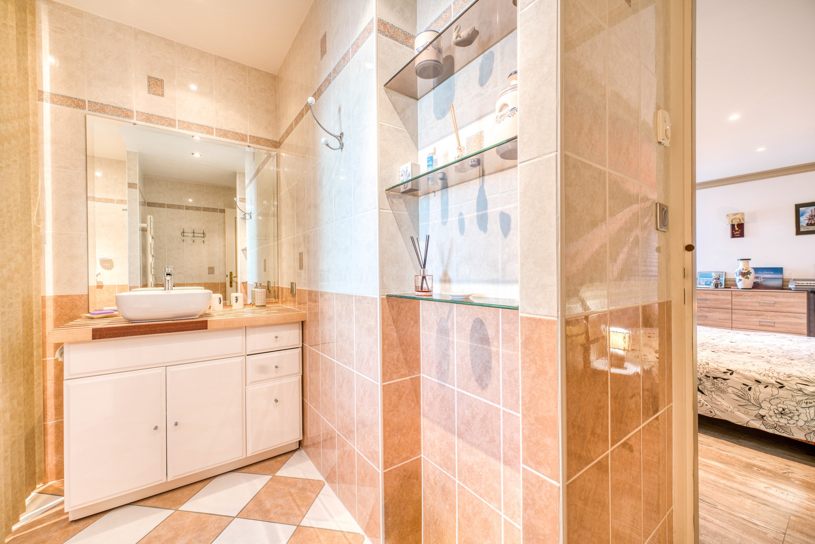  Villa with heated pool - 4 km from the Ocean - St-Pierre-d
