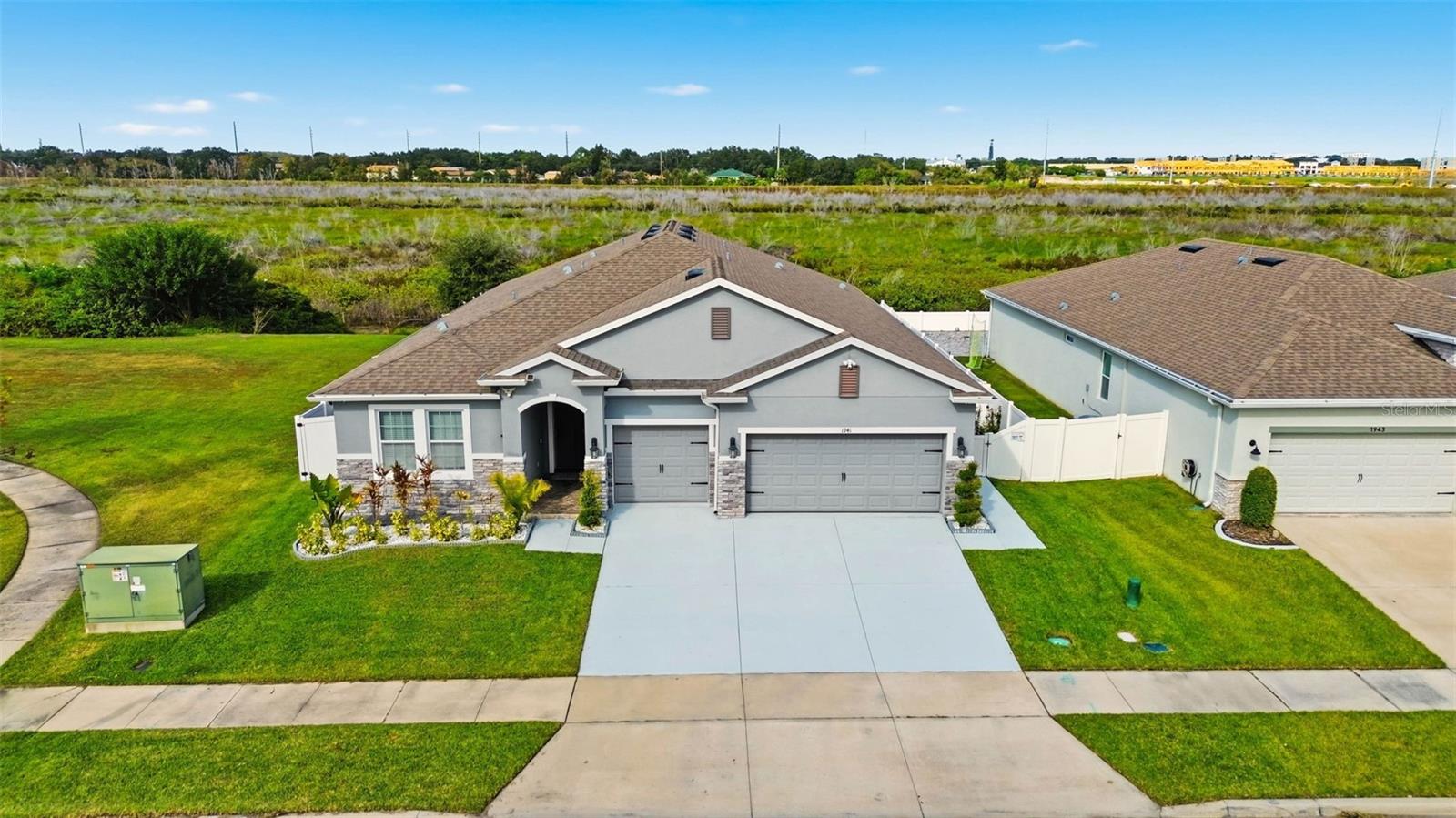 KISSIMMEE, Florida, 34744, United States, 4 Bedrooms Bedrooms, ,4 BathroomsBathrooms,Residential,For Sale,1986116