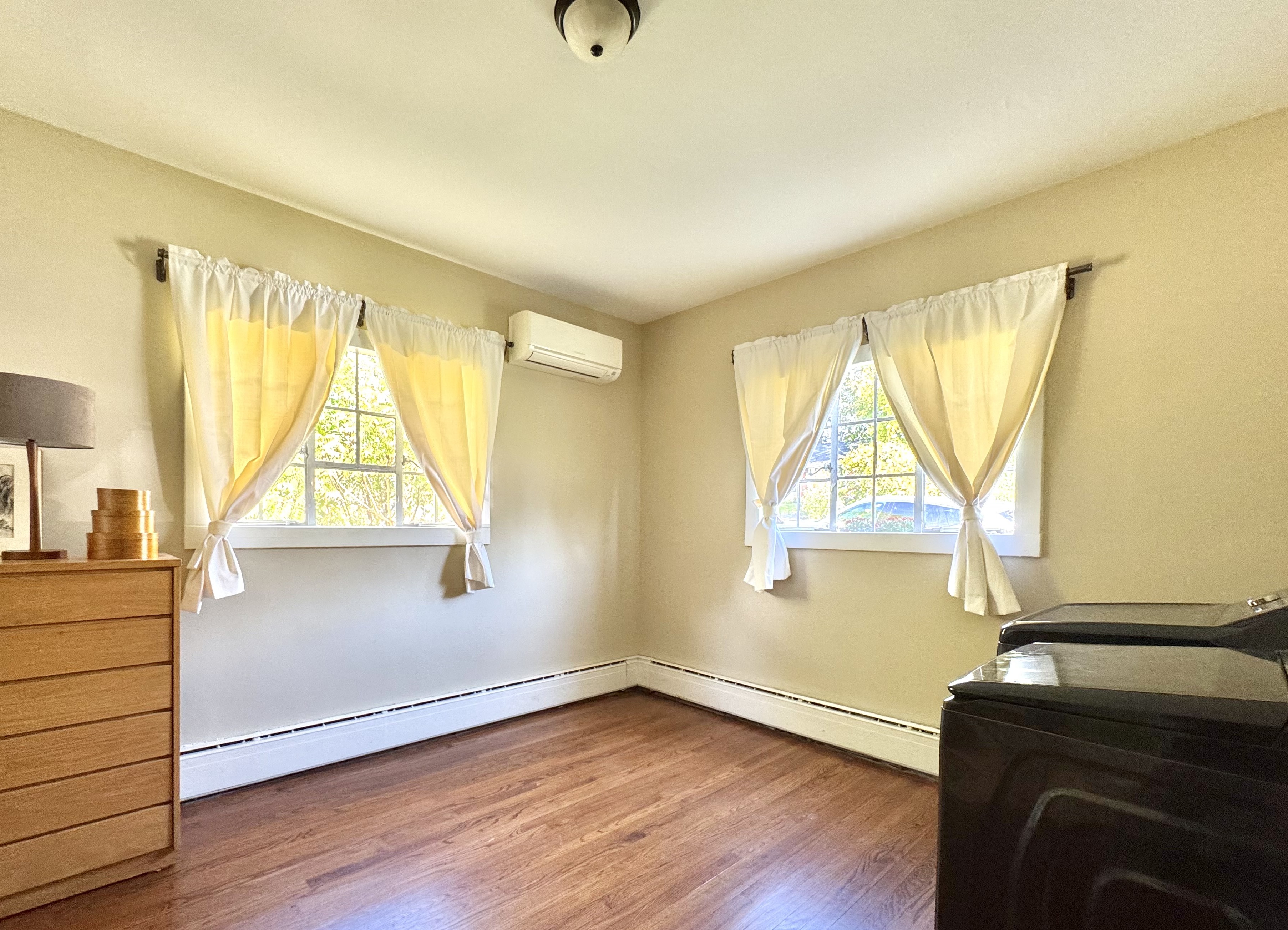 Catskill, New York, 12414, United States, 3 Bedrooms Bedrooms, ,2 BathroomsBathrooms,Residential,For Sale,1990409