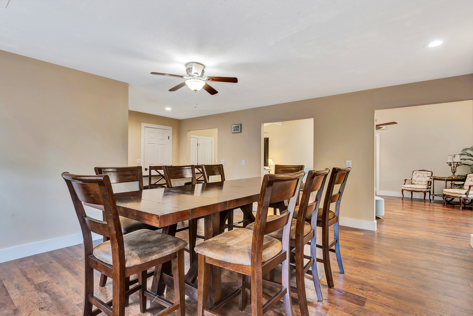 Sarasota, Florida, 34231, United States, 4 Bedrooms Bedrooms, ,2 BathroomsBathrooms,Residential,For Sale,1981224