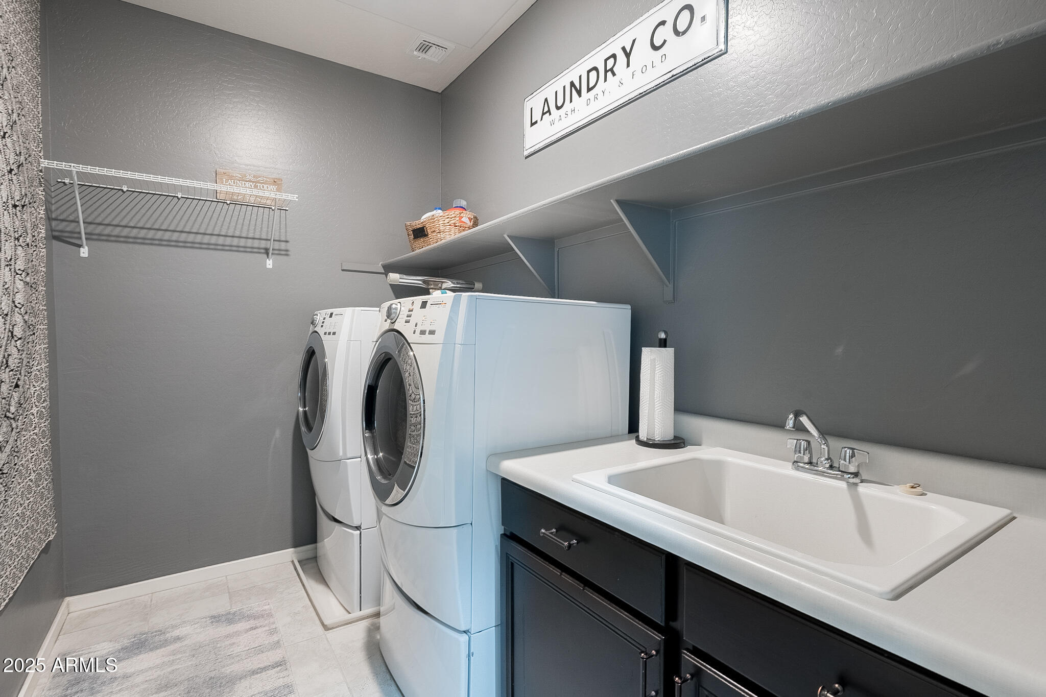 San Tan Valley, Arizona, 85140, United States, 4 Bedrooms Bedrooms, ,4 BathroomsBathrooms,Residential,For Sale,1970389