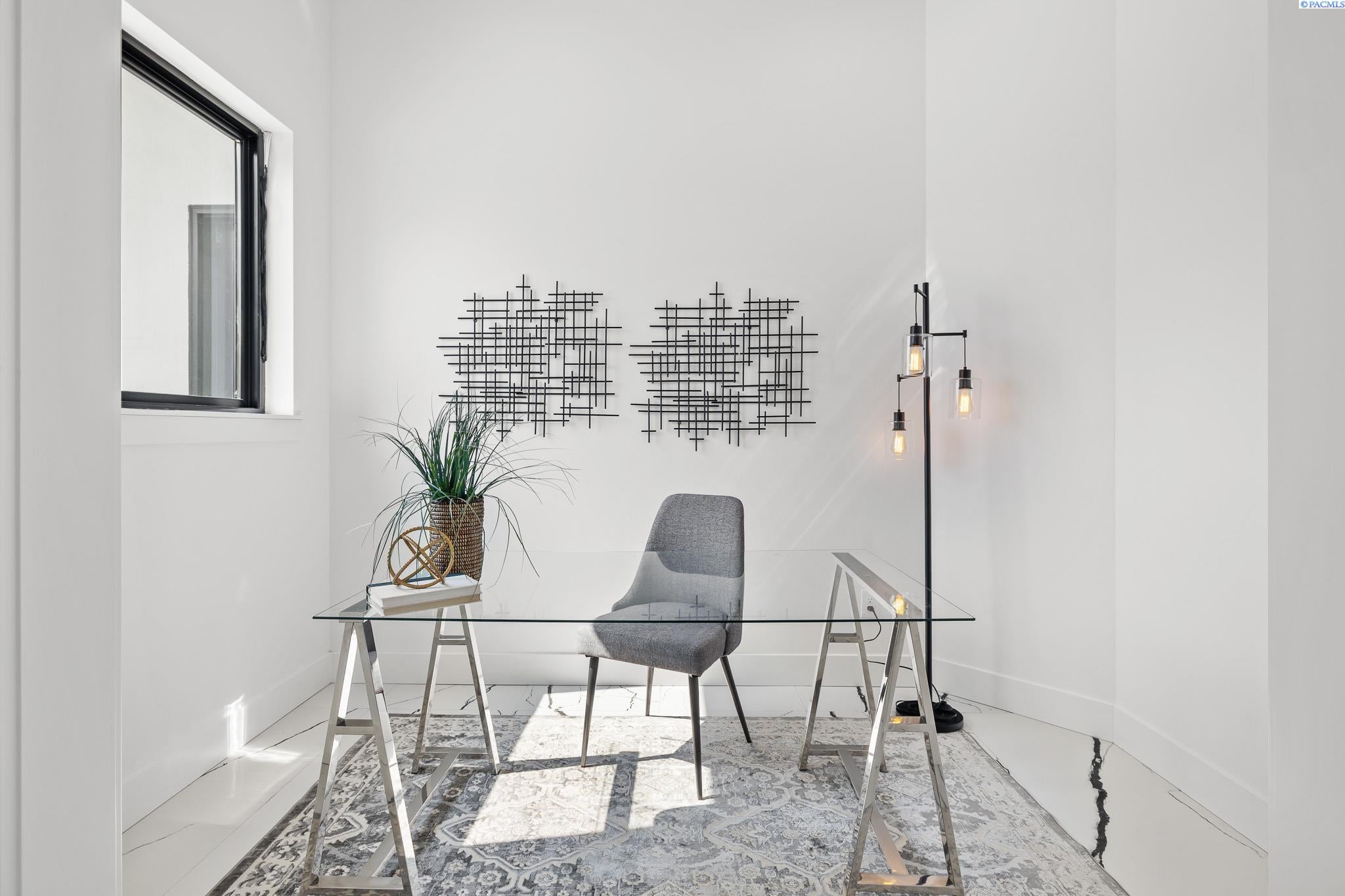 Kennewick, Washington, 99338, United States, 4 Bedrooms Bedrooms, ,6 BathroomsBathrooms,Residential,For Sale,1981644