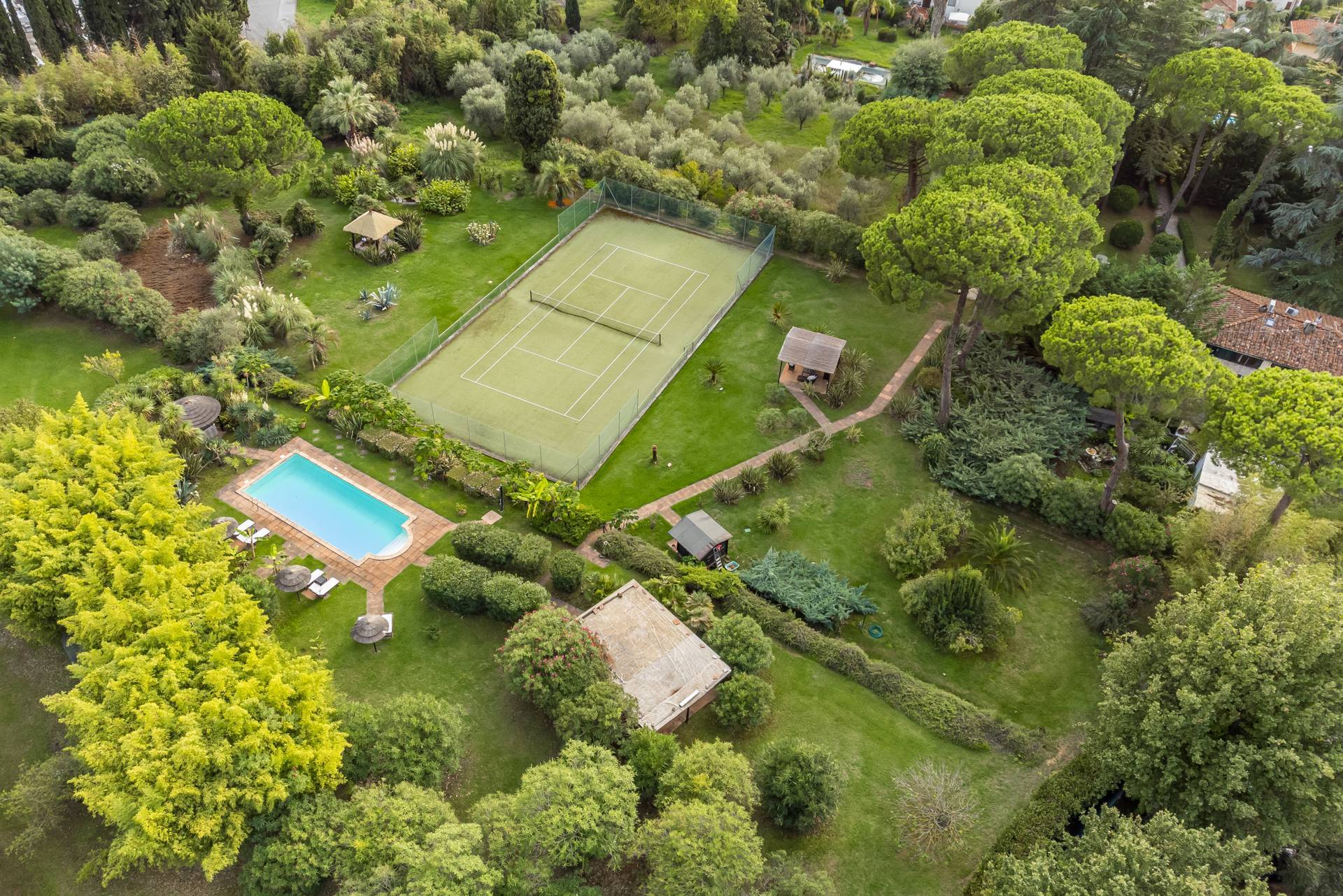 Massarosa, Lucca, 55054, IT, 8 Bedrooms Bedrooms, ,8 BathroomsBathrooms,Residential,For Sale,1990966