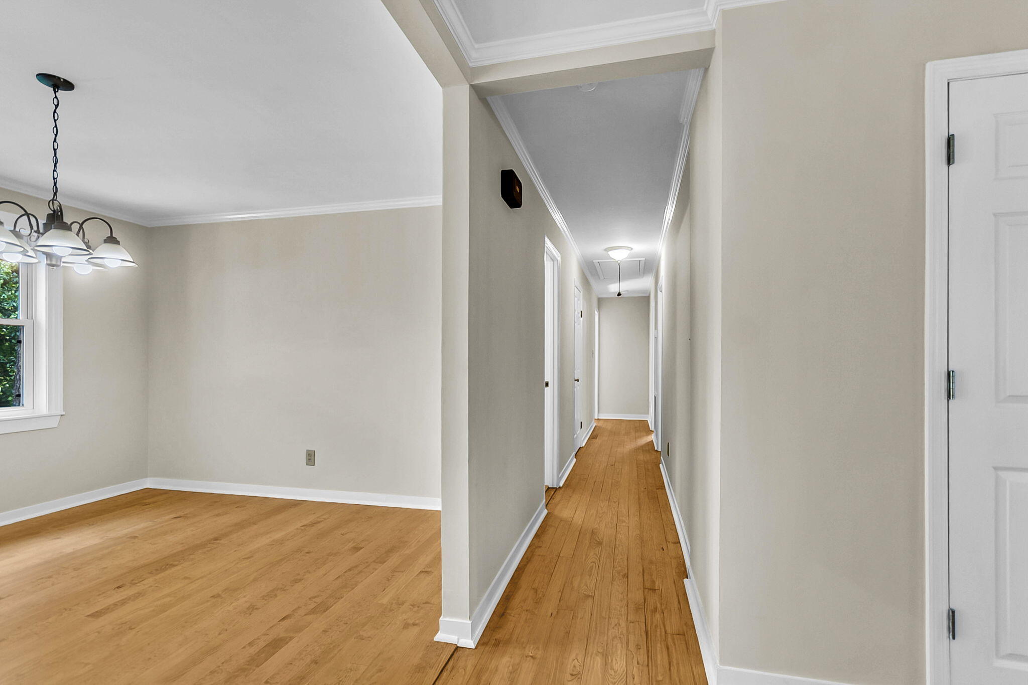 Summerville, South Carolina, 29483, United States, 3 Bedrooms Bedrooms, ,2 BathroomsBathrooms,Residential,For Sale,1916972