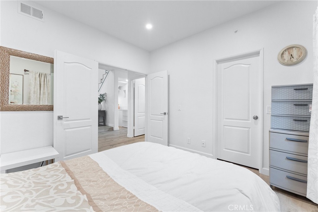 Laguna Hills, California, 92653, United States, 4 Bedrooms Bedrooms, ,3 BathroomsBathrooms,Residential,For Sale,1987832