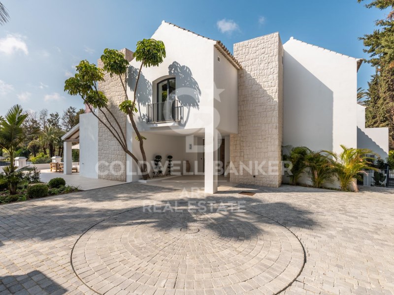Marbella, Andalusia, ES, 5 Bedrooms Bedrooms, ,6 BathroomsBathrooms,Residential,For Sale,1785544