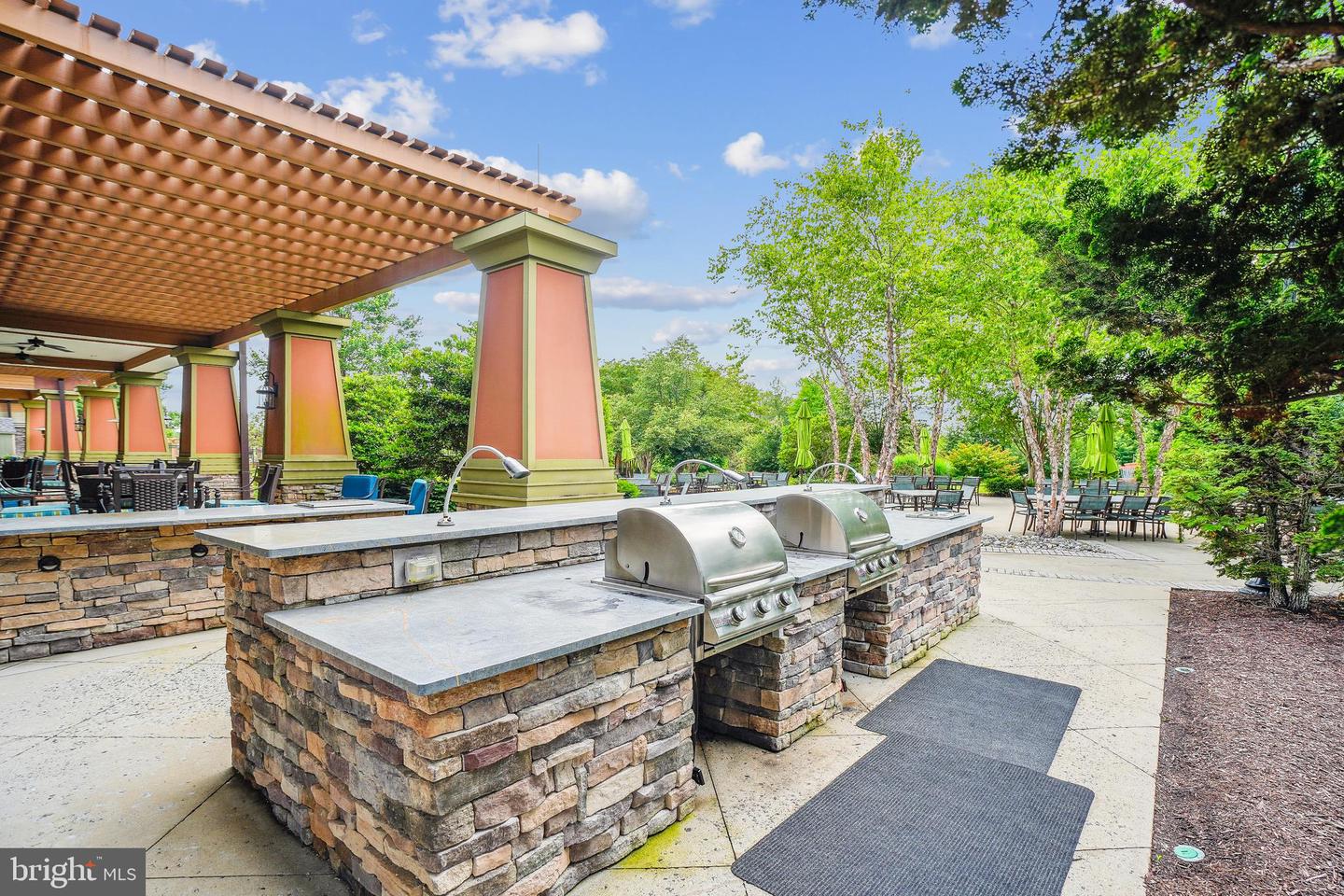 FREDERICKSBURG, Virginia, 22406, United States, 4 Bedrooms Bedrooms, ,4 BathroomsBathrooms,Residential,For Sale,1988261