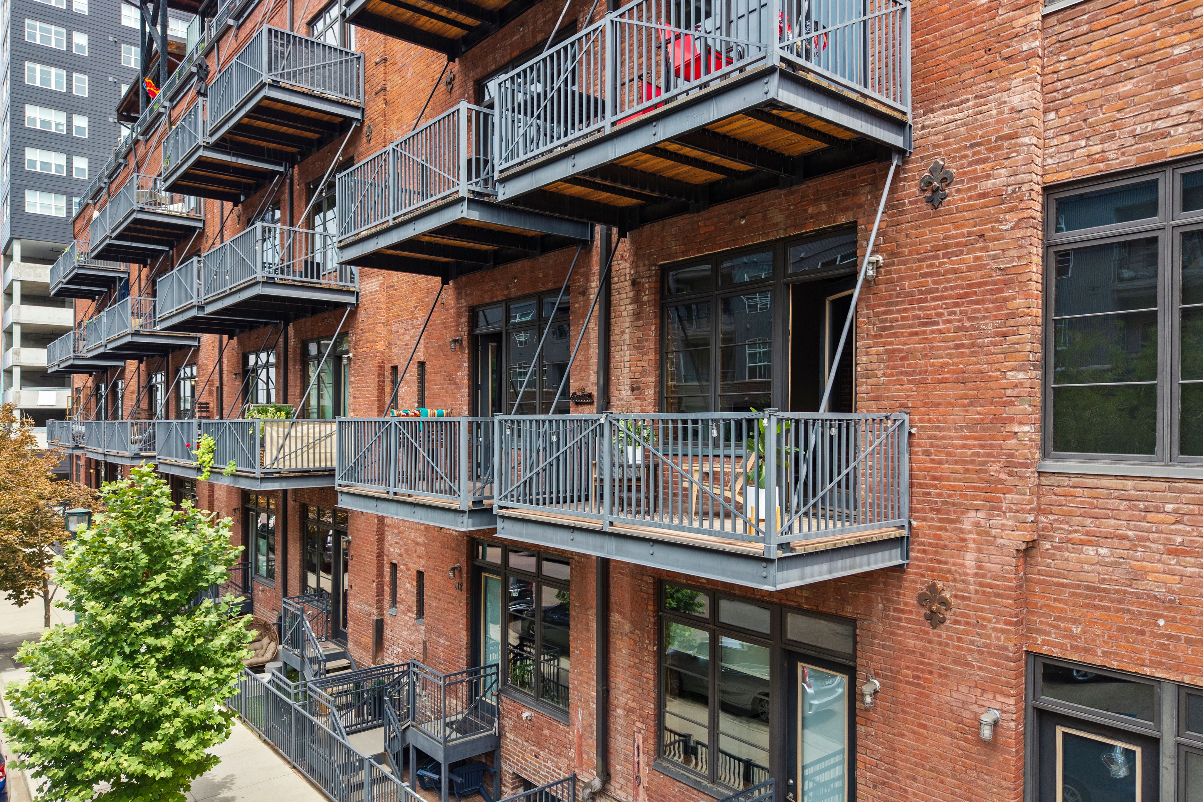  Historic WaterTower Loft with Modern Updates - 物件實景