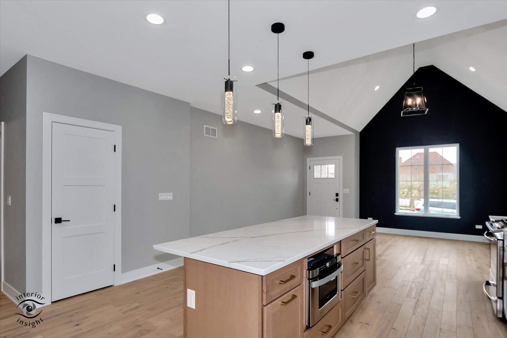 Lemont, Illinois, 60439, United States, 4 Bedrooms Bedrooms, ,4 BathroomsBathrooms,Residential,For Sale,1882254