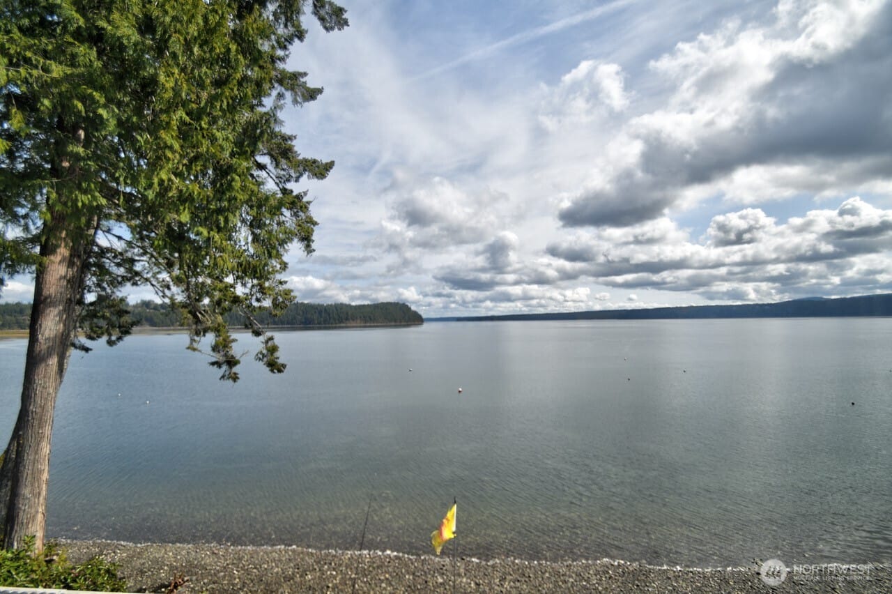 Brinnon, Washington, 98320, United States, 2 Bedrooms Bedrooms, ,Residential,For Sale,1771053