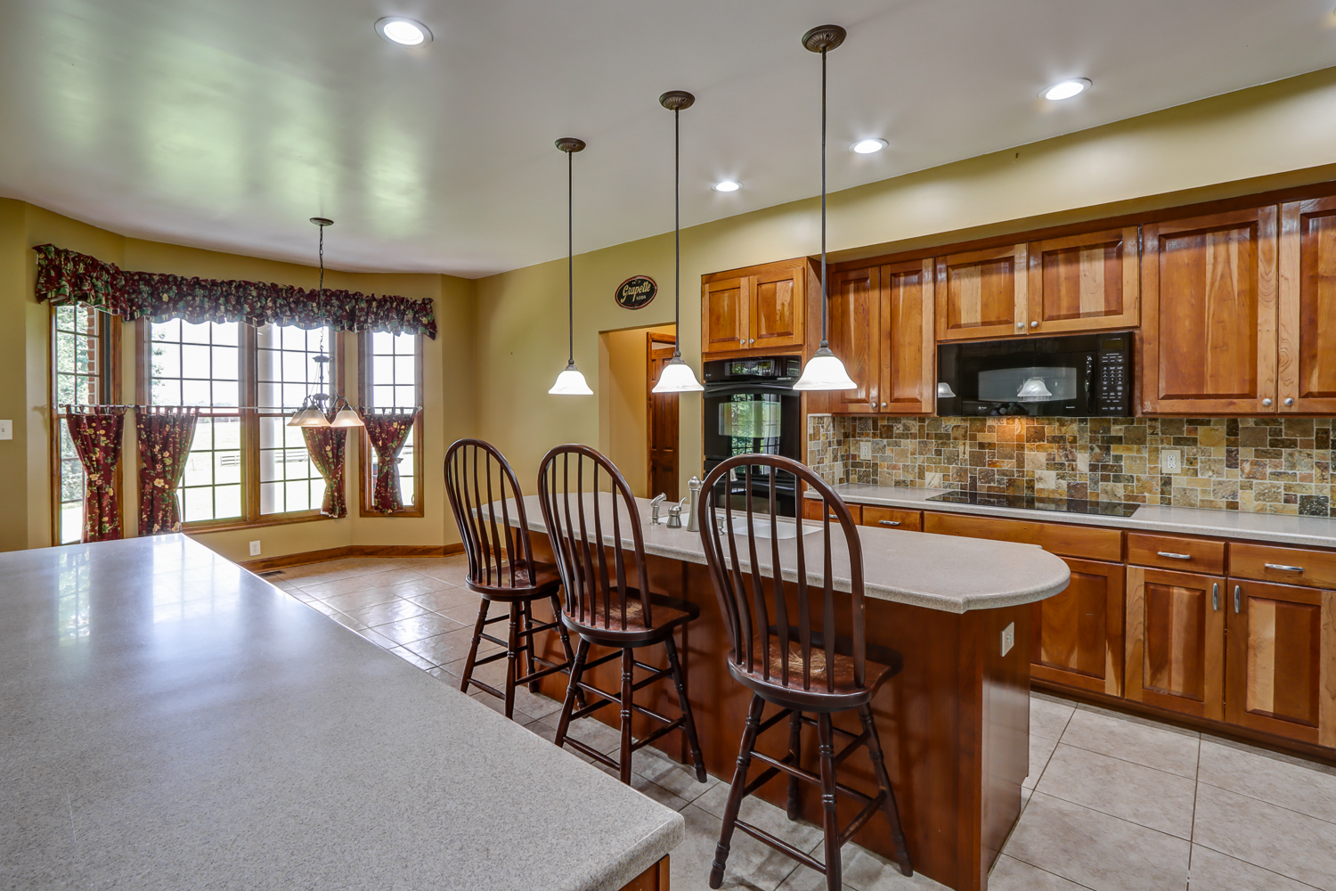 Appomattox, Virginia, 24522, United States, 4 Bedrooms Bedrooms, ,Residential,For Sale,1905819