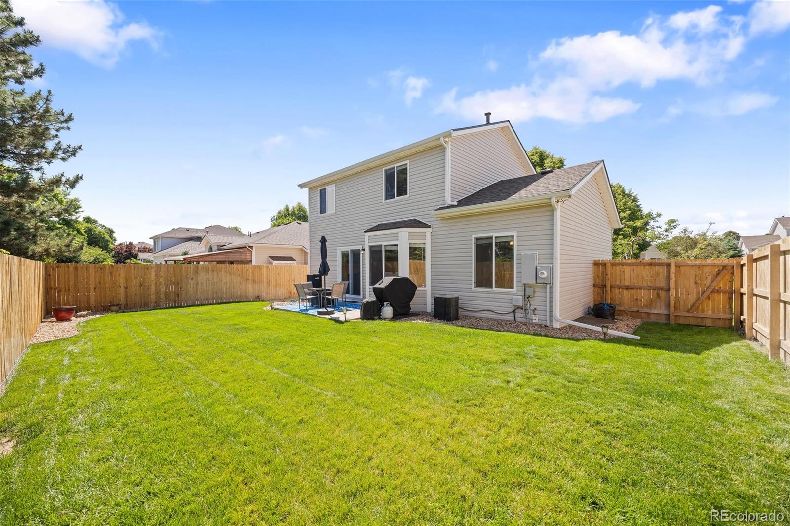 Aurora, Colorado, 80014, United States, 4 Bedrooms Bedrooms, ,2 BathroomsBathrooms,Residential,For Sale,1988194