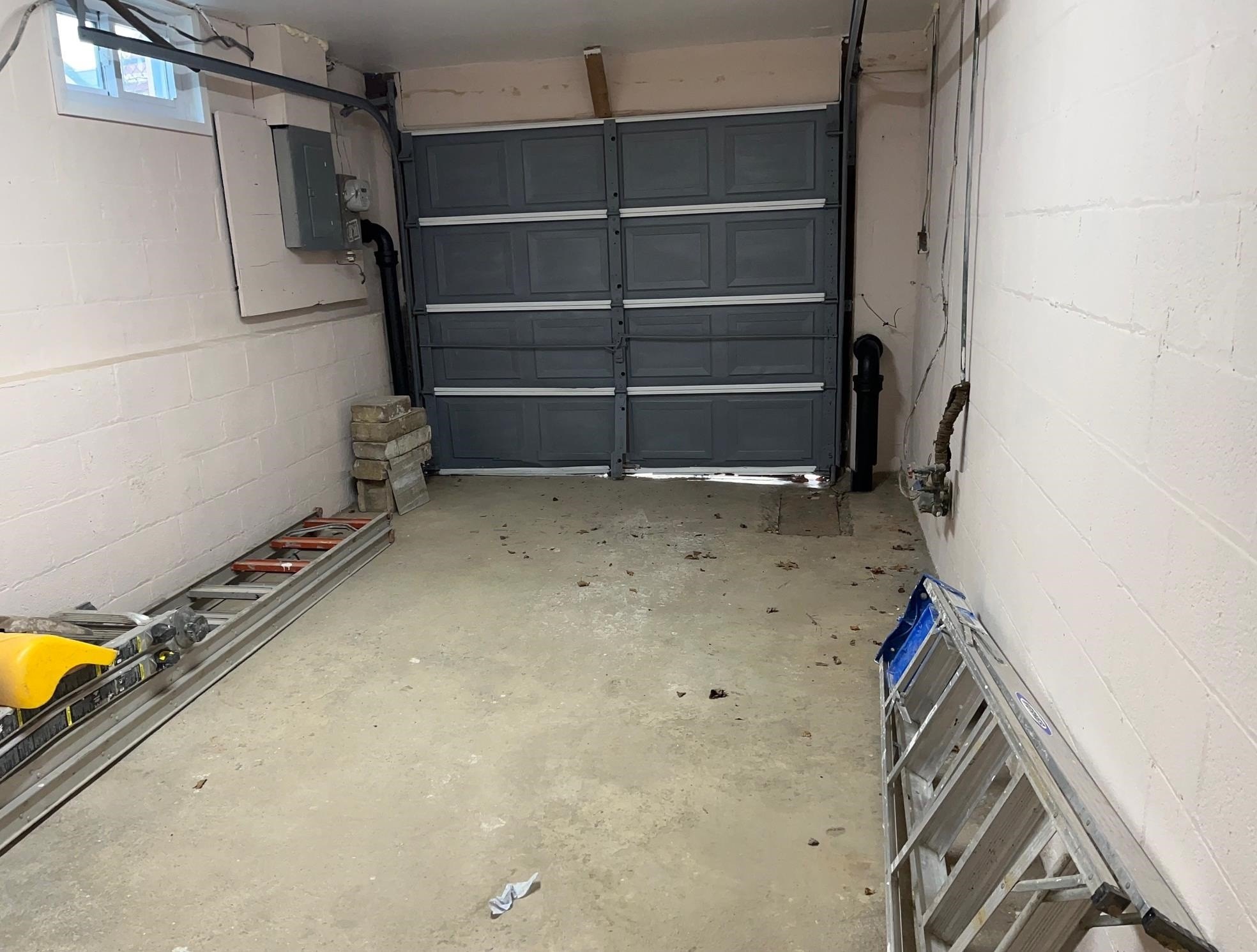 JC, Greenville, New Jersey, 07305-4105, United States, 3 Bedrooms Bedrooms, ,1 BathroomBathrooms,Residential,For Sale,1977050