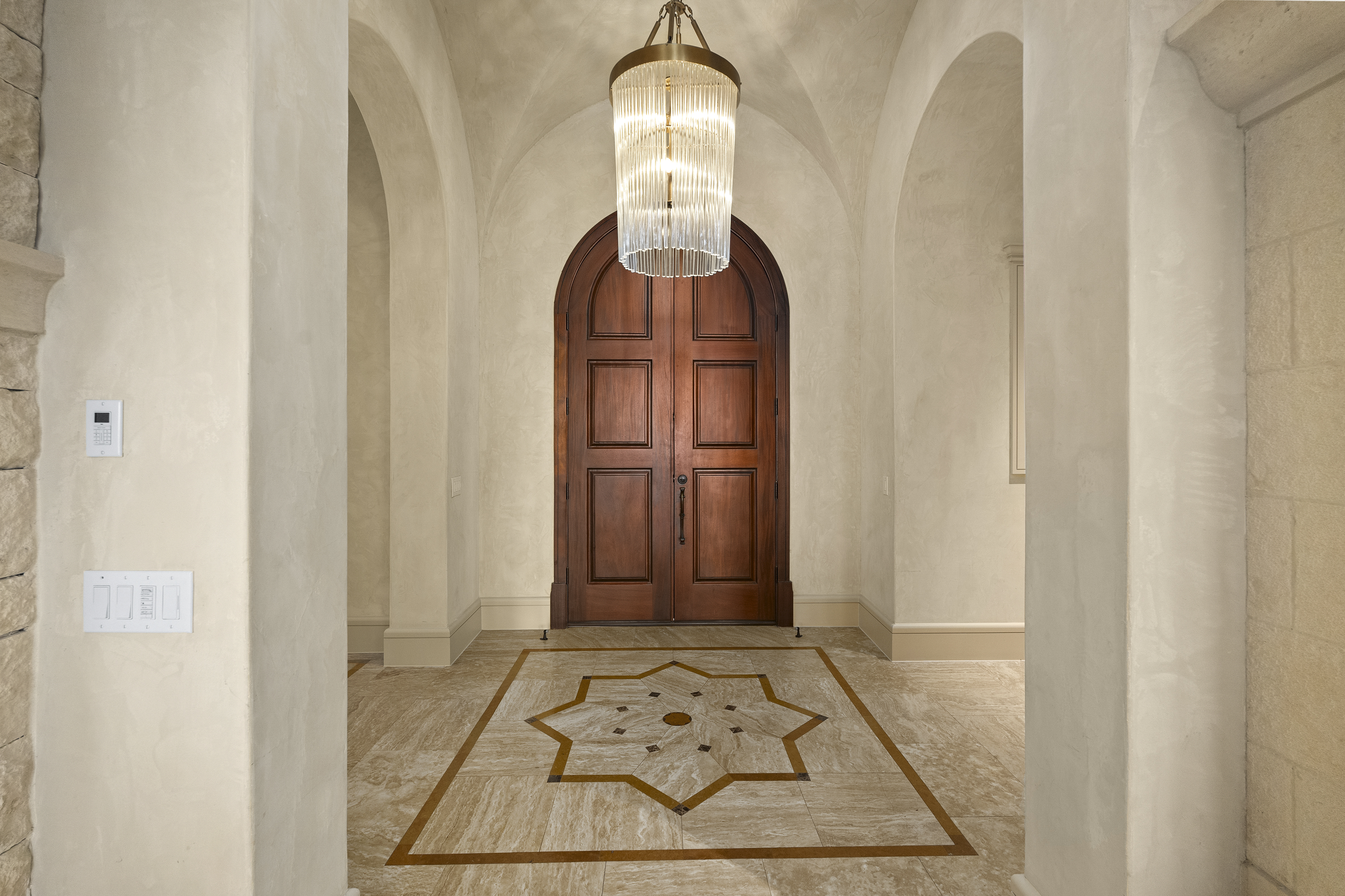  Mediterranean Style Estate in The Dominion - 物件實景