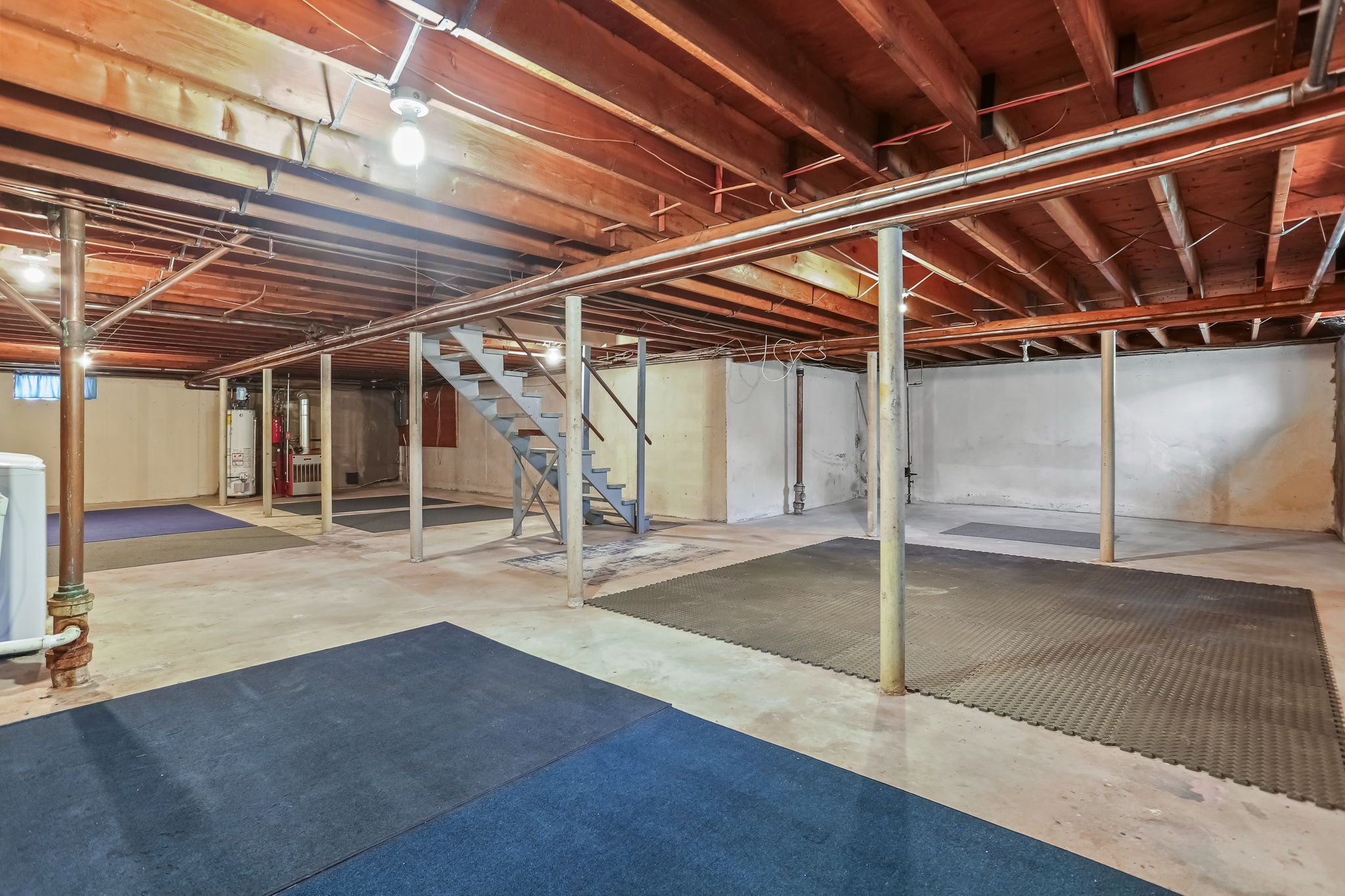  Modernized North End Ranch: Turn-Key Gem on Post Oak - 物件實景