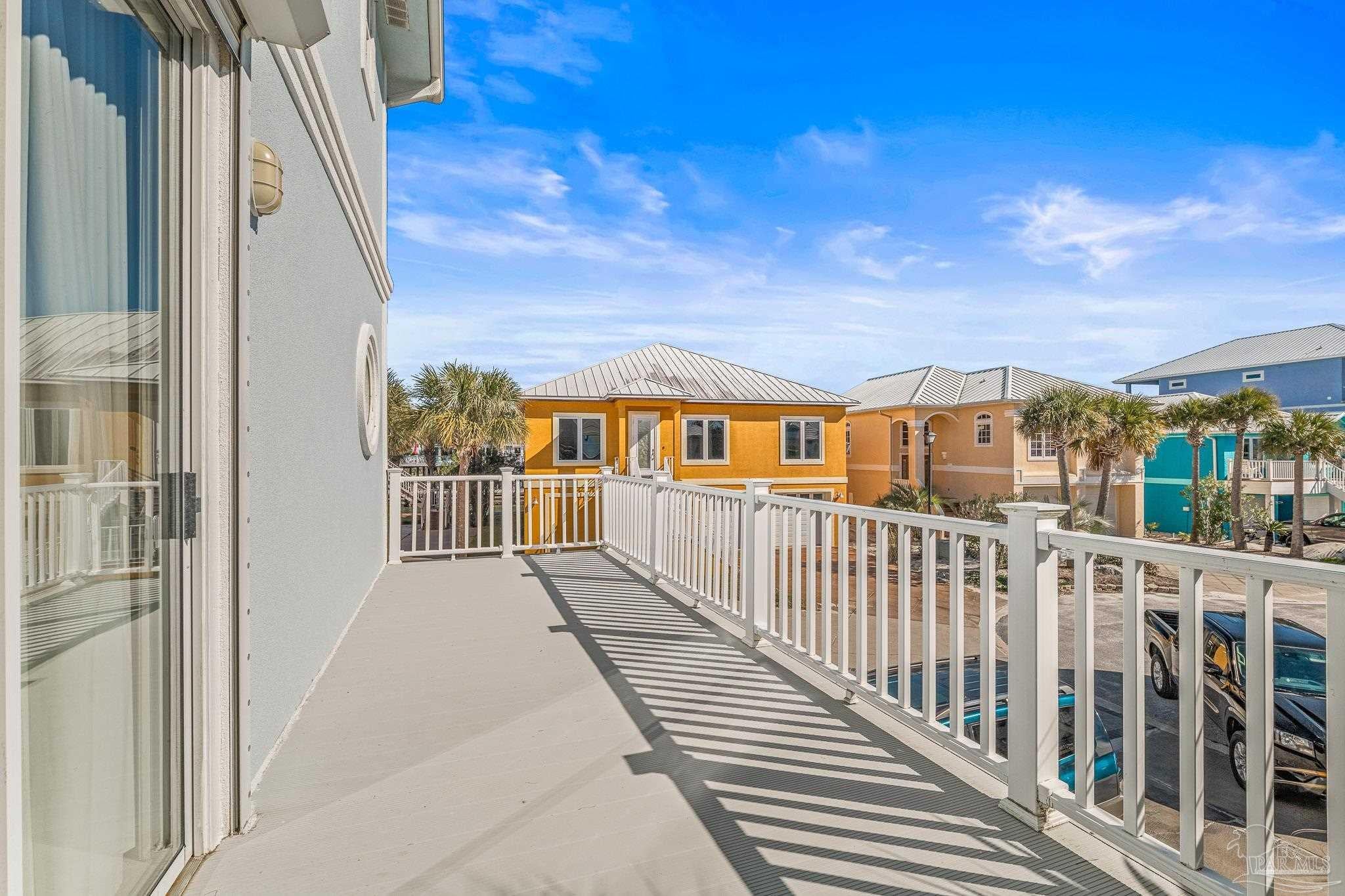 Navarre, Florida, 32566, United States, 5 Bedrooms Bedrooms, ,4 BathroomsBathrooms,Residential,For Sale,1980284