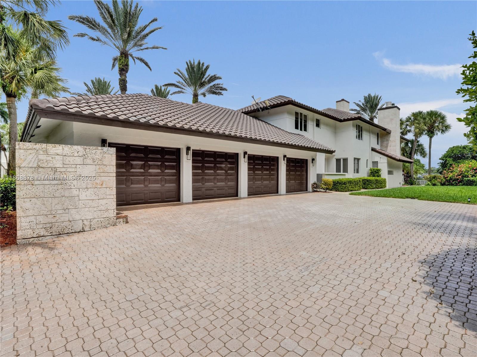 Weston, Florida, 33331, United States, 5 Bedrooms Bedrooms, ,8 BathroomsBathrooms,Residential,For Sale,1949778