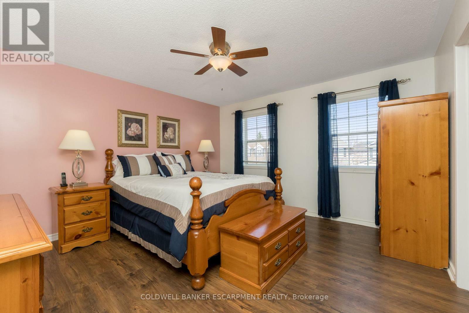 MILTON (CL CLARKE), Ontario, L9T 5K1, CA, 3 Bedrooms Bedrooms, ,3 BathroomsBathrooms,Residential,For Sale,1837100