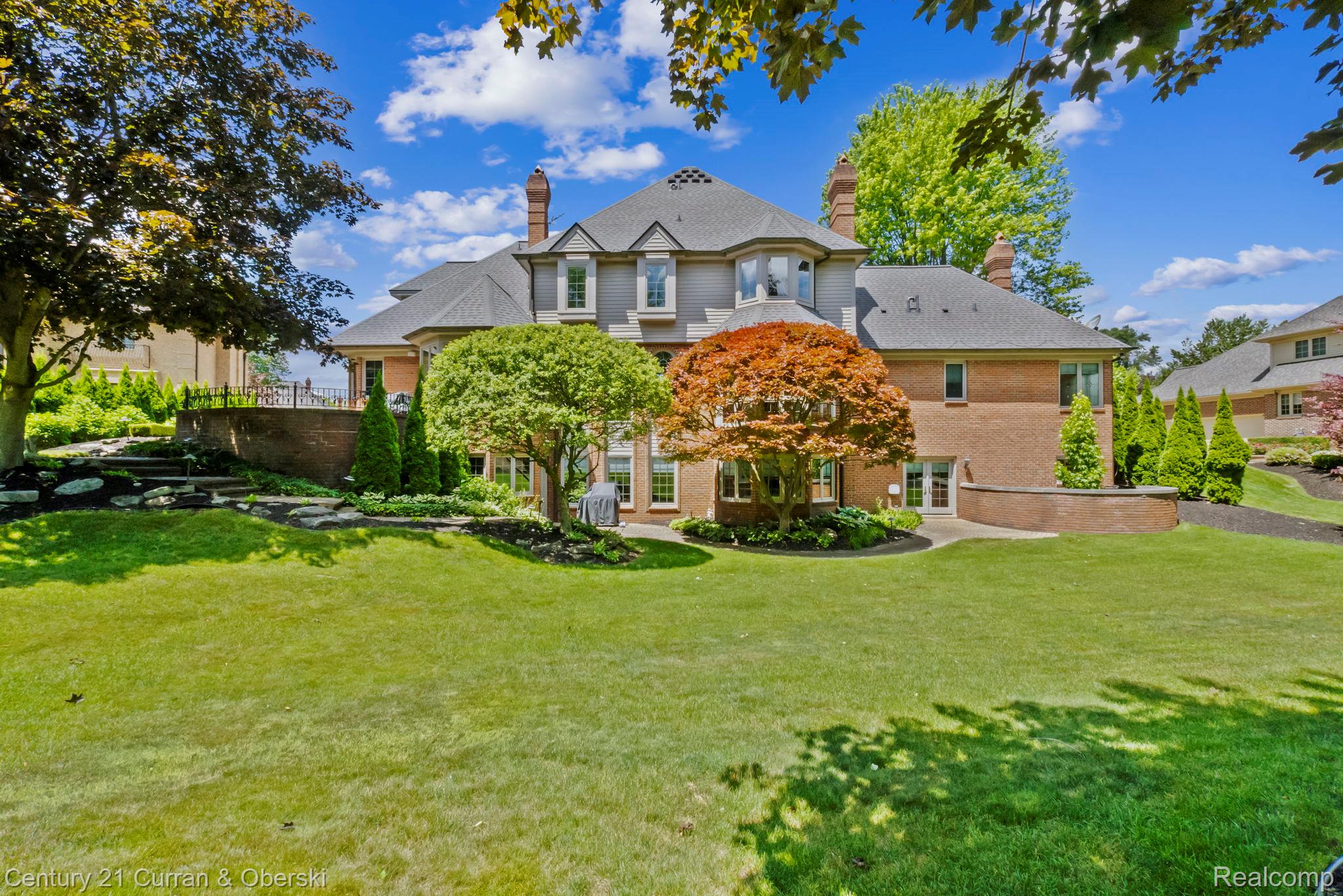 Northville, Michigan, 48168, United States, 5 Bedrooms Bedrooms, ,6 BathroomsBathrooms,Residential,For Sale,2023704