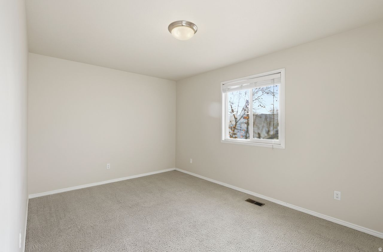 Lehi, Utah, 84043, United States, 4 Bedrooms Bedrooms, ,2 BathroomsBathrooms,Residential,For Sale,2000499