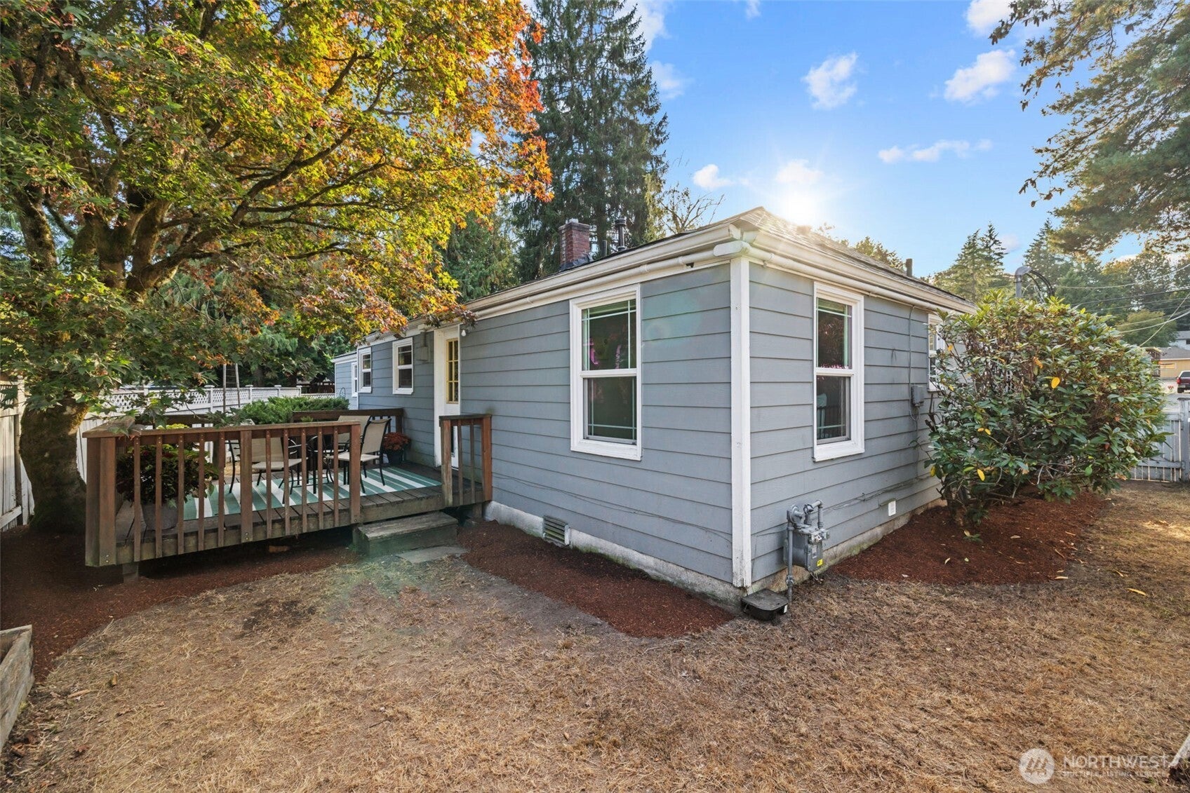 Shoreline, Washington, 98155, United States, 3 Bedrooms Bedrooms, ,1 BathroomBathrooms,Residential,For Sale,1980114