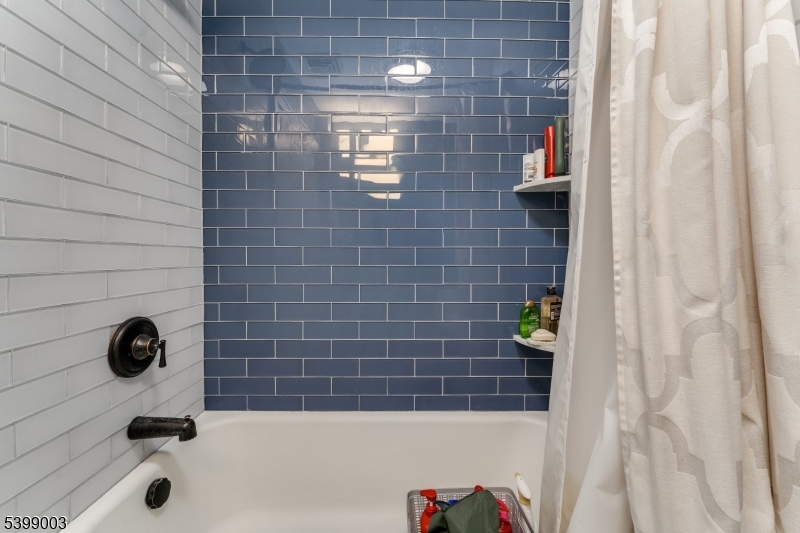 Boonton, New Jersey, 07005, United States, 3 Bedrooms Bedrooms, ,2 BathroomsBathrooms,Residential,For Sale,1998669