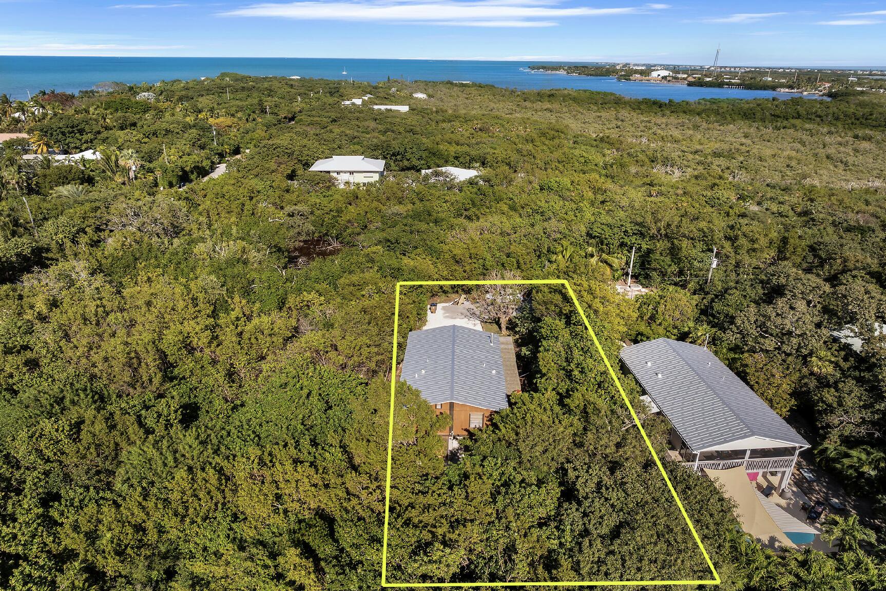 MARATHON, Florida, 33050, United States, 2 Bedrooms Bedrooms, ,2 BathroomsBathrooms,Residential,For Sale,1707651