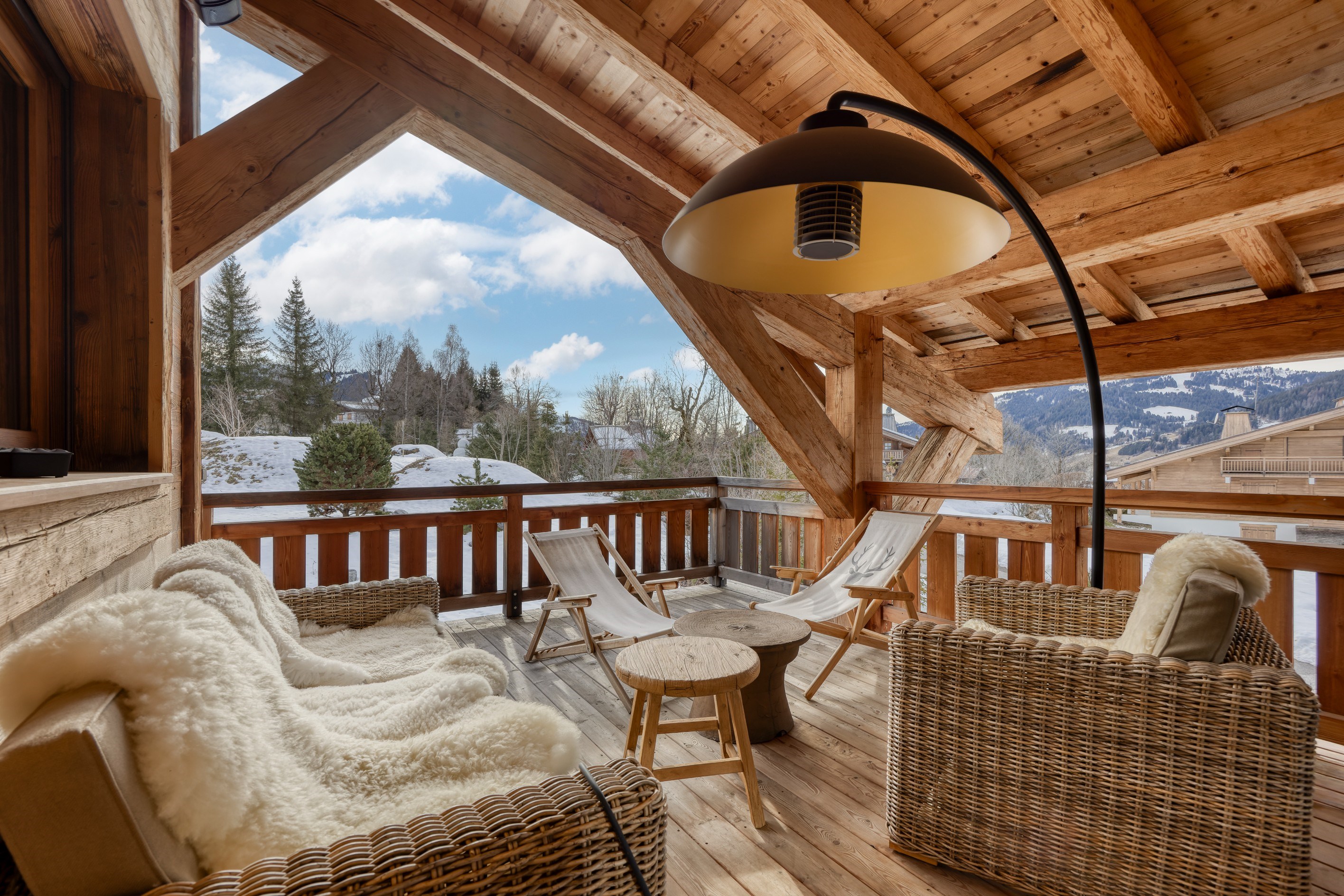  Chalet Louisa - Traditional alpine chalet at Mont d
