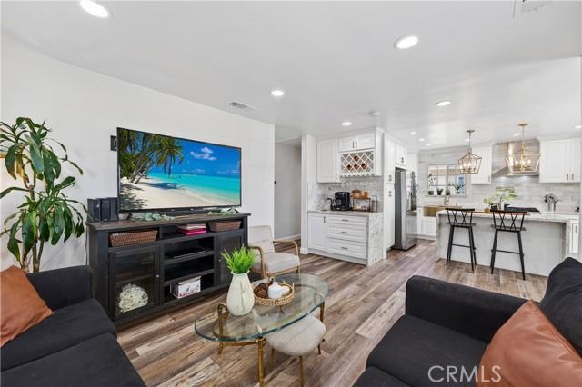 Torrance, California, 90501, United States, 3 Bedrooms Bedrooms, ,2 BathroomsBathrooms,Residential,For Sale,2006041