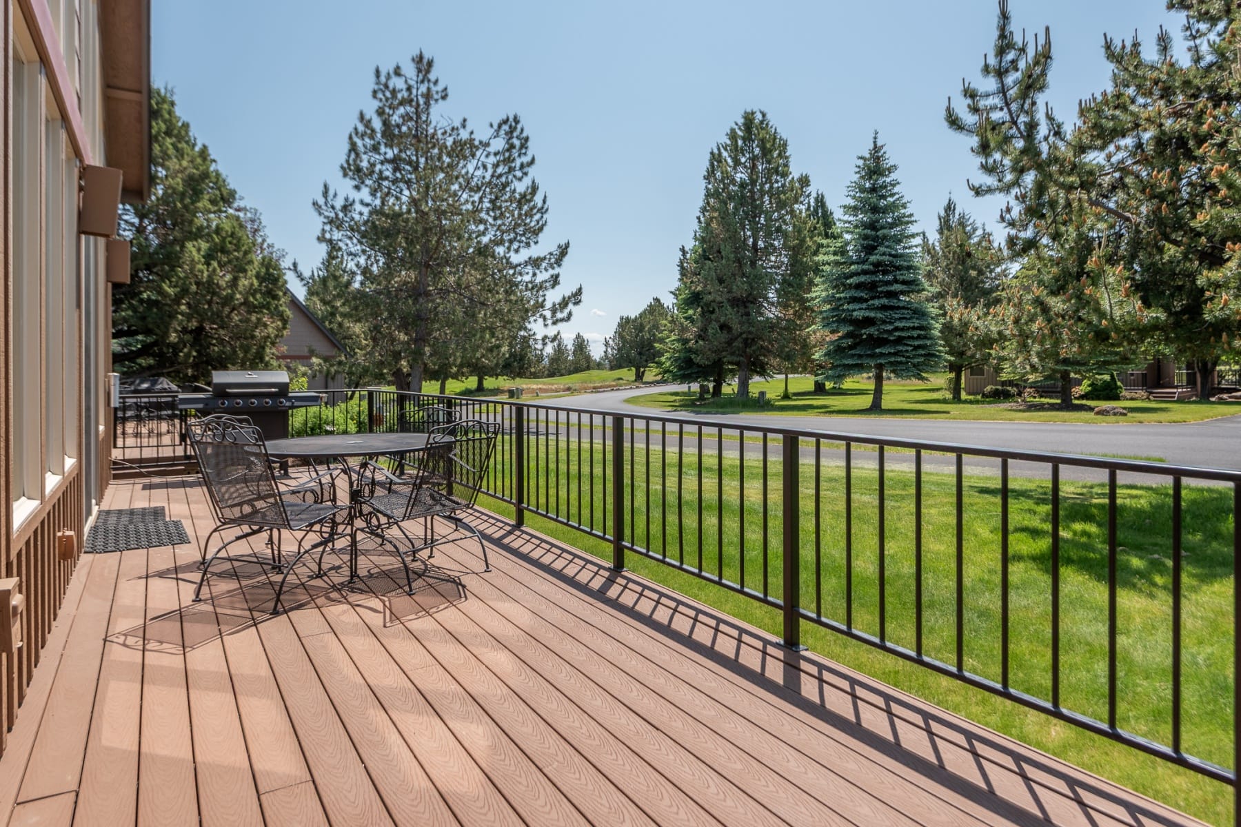  8578 Red Wing Lane Redmond, OR 97756 - 物件實景
