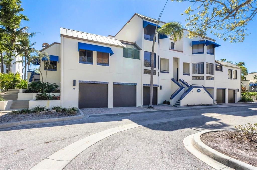 Longboat Key, Florida, 34228, United States, 2 Bedrooms Bedrooms, ,3 BathroomsBathrooms,Residential,For Sale,1743493