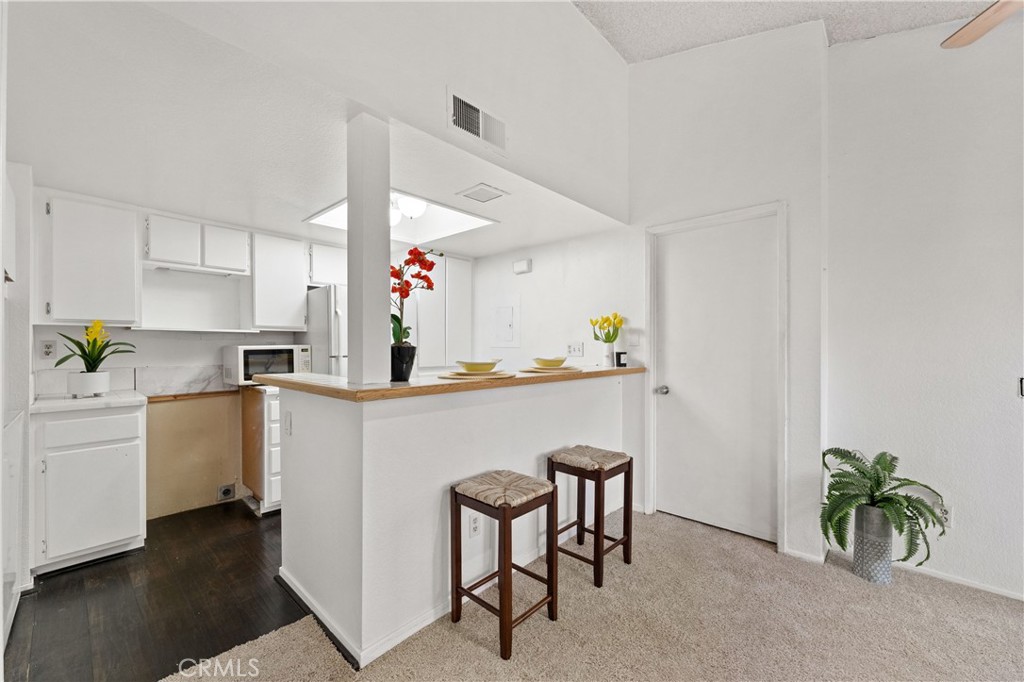 Mission Viejo, California, 92691, United States, 2 Bedrooms Bedrooms, ,2 BathroomsBathrooms,Residential,For Sale,1934663