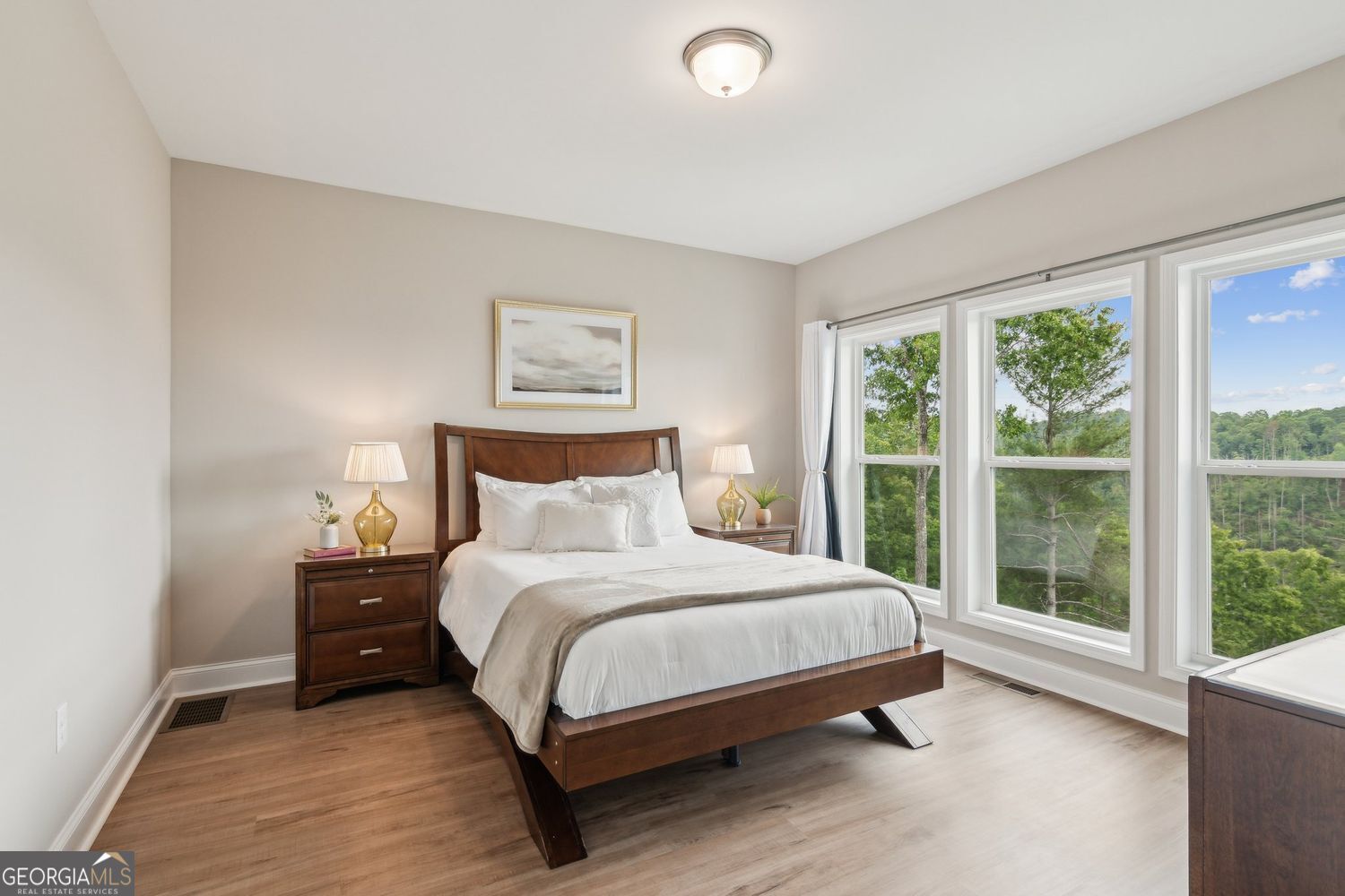 Ellijay, Georgia, 30540, United States, 3 Bedrooms Bedrooms, ,3 BathroomsBathrooms,Residential,For Sale,1858970