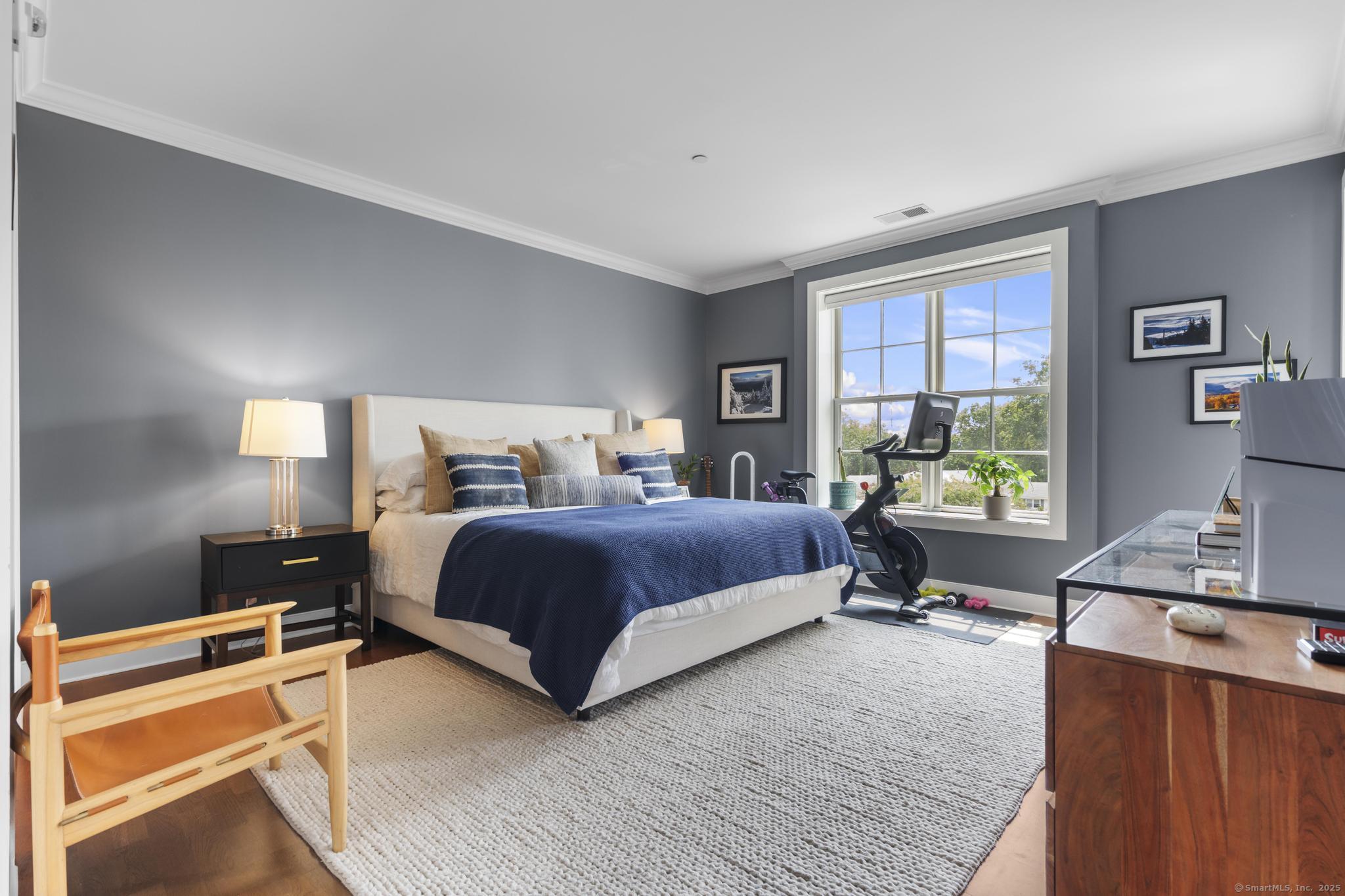 Stamford, Connecticut, 06902, United States, 2 Bedrooms Bedrooms, ,2 BathroomsBathrooms,Residential,For Sale,1917913