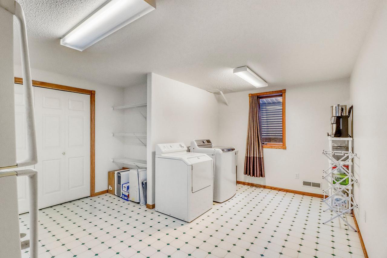 West Fargo, North Dakota, 58078, United States, 3 Bedrooms Bedrooms, ,2 BathroomsBathrooms,Residential,For Sale,2006344