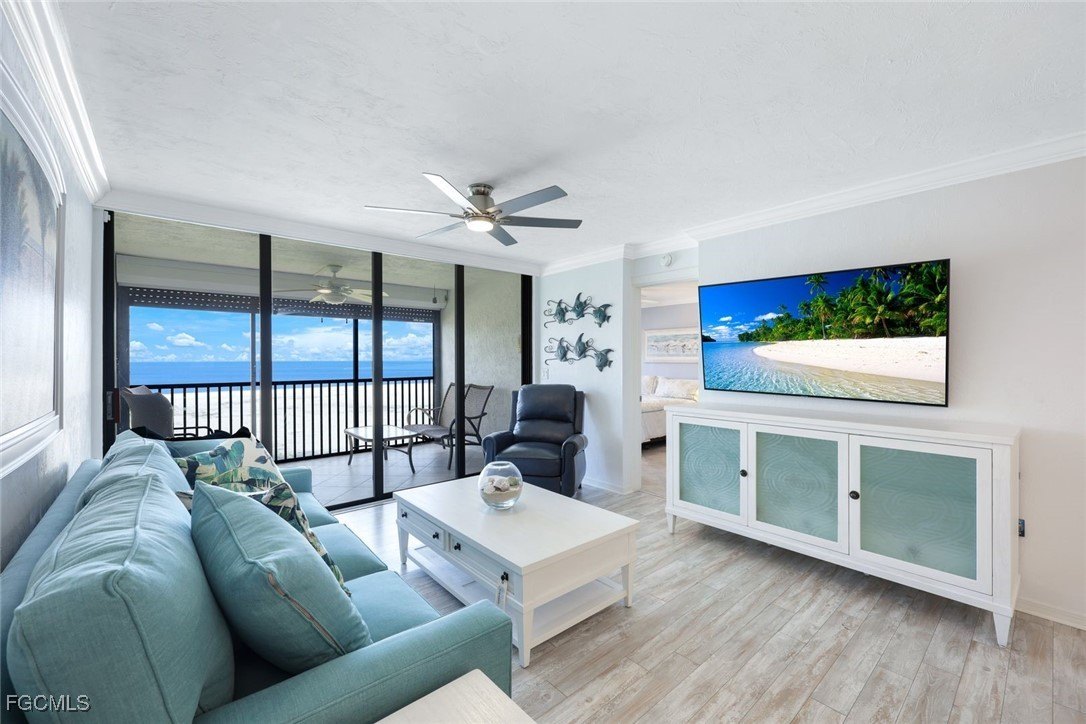 Fort Myers Beach, Florida, 33931, United States, 2 Bedrooms Bedrooms, ,2 BathroomsBathrooms,Residential,For Sale,1979938