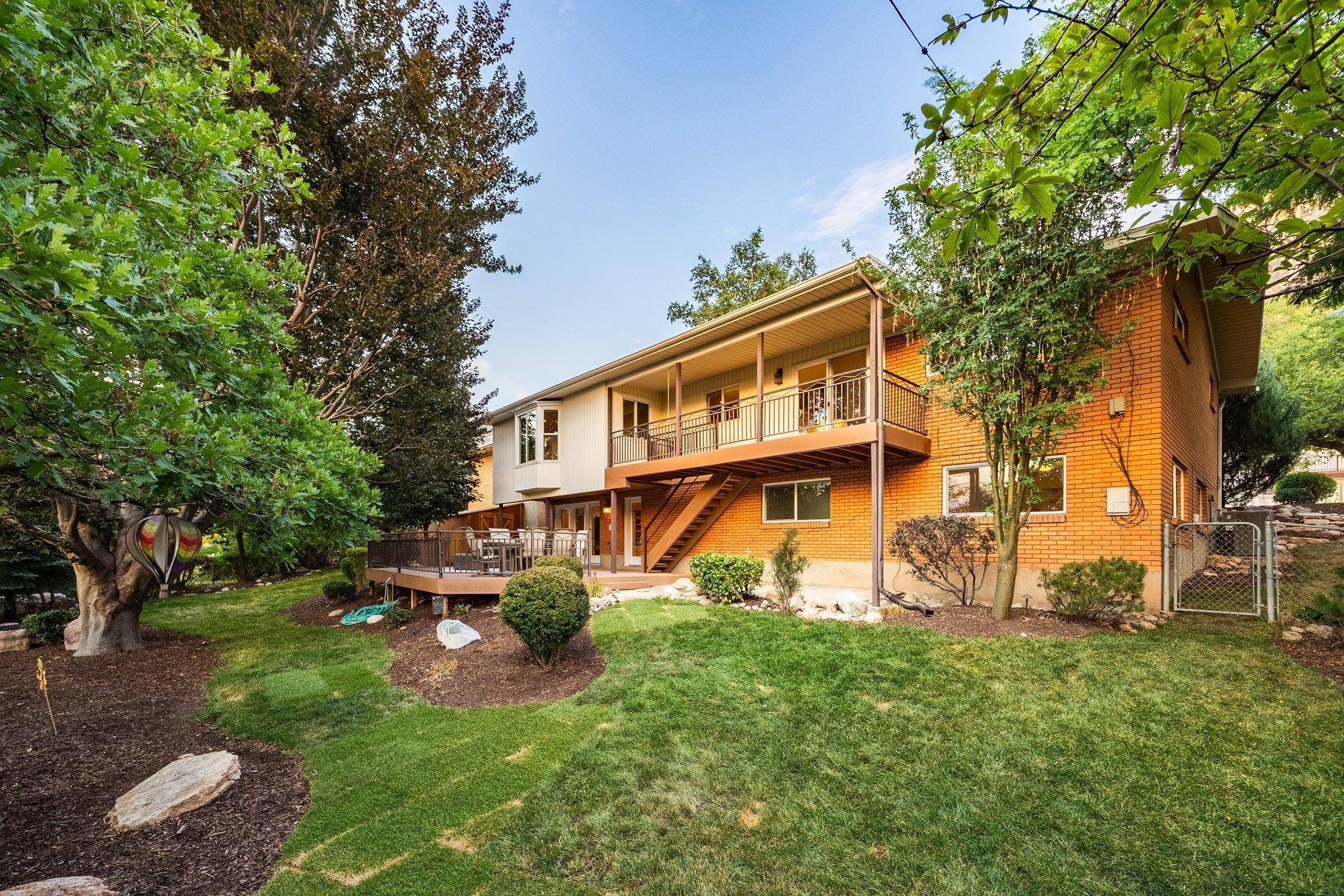  Olympus Cove Rambler with Walk-Out Basement to Serene Backyard - 物件實景