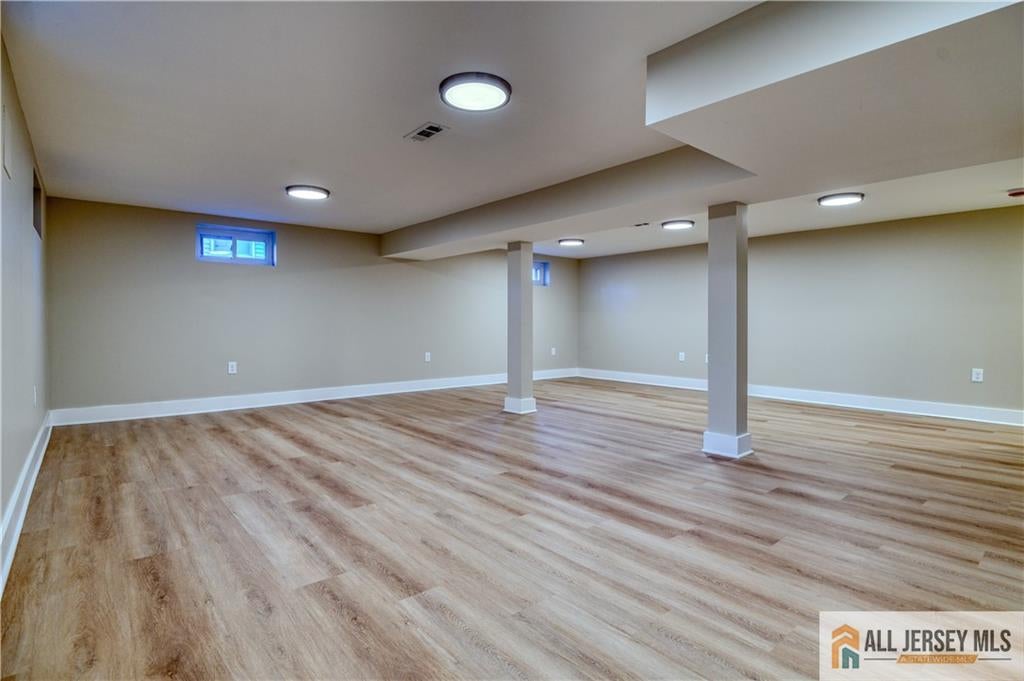 South River, New Jersey, 08882, United States, 5 Bedrooms Bedrooms, ,4 BathroomsBathrooms,Residential,For Sale,1995438