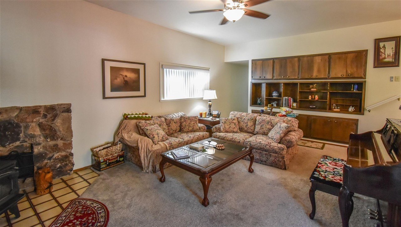 Sonora, California, 95370, United States, 4 Bedrooms Bedrooms, ,2 BathroomsBathrooms,Residential,For Sale,1686497