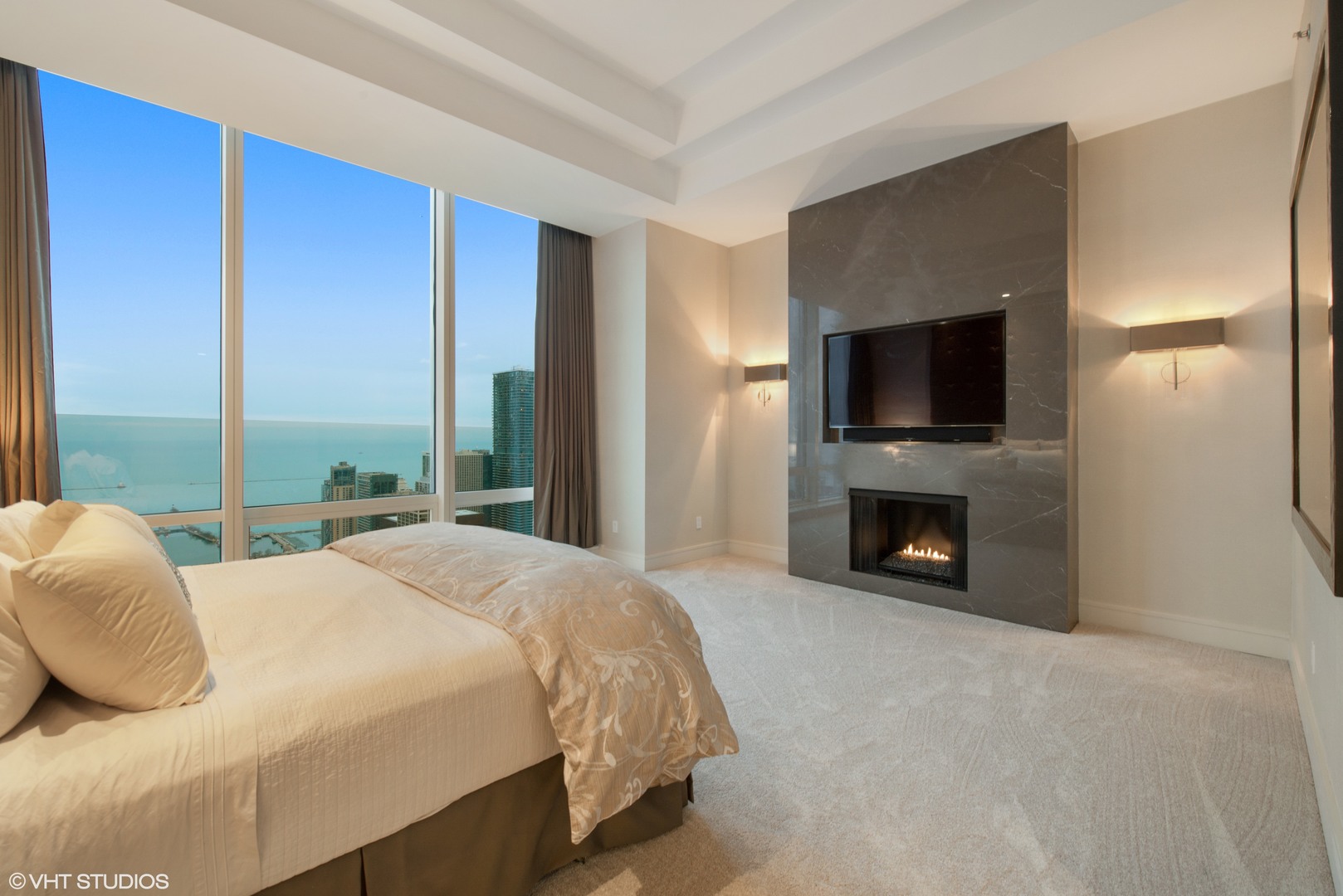 Chicago, Illinois, 60611, United States, 3 Bedrooms Bedrooms, ,5 BathroomsBathrooms,Residential,For Sale,1940943