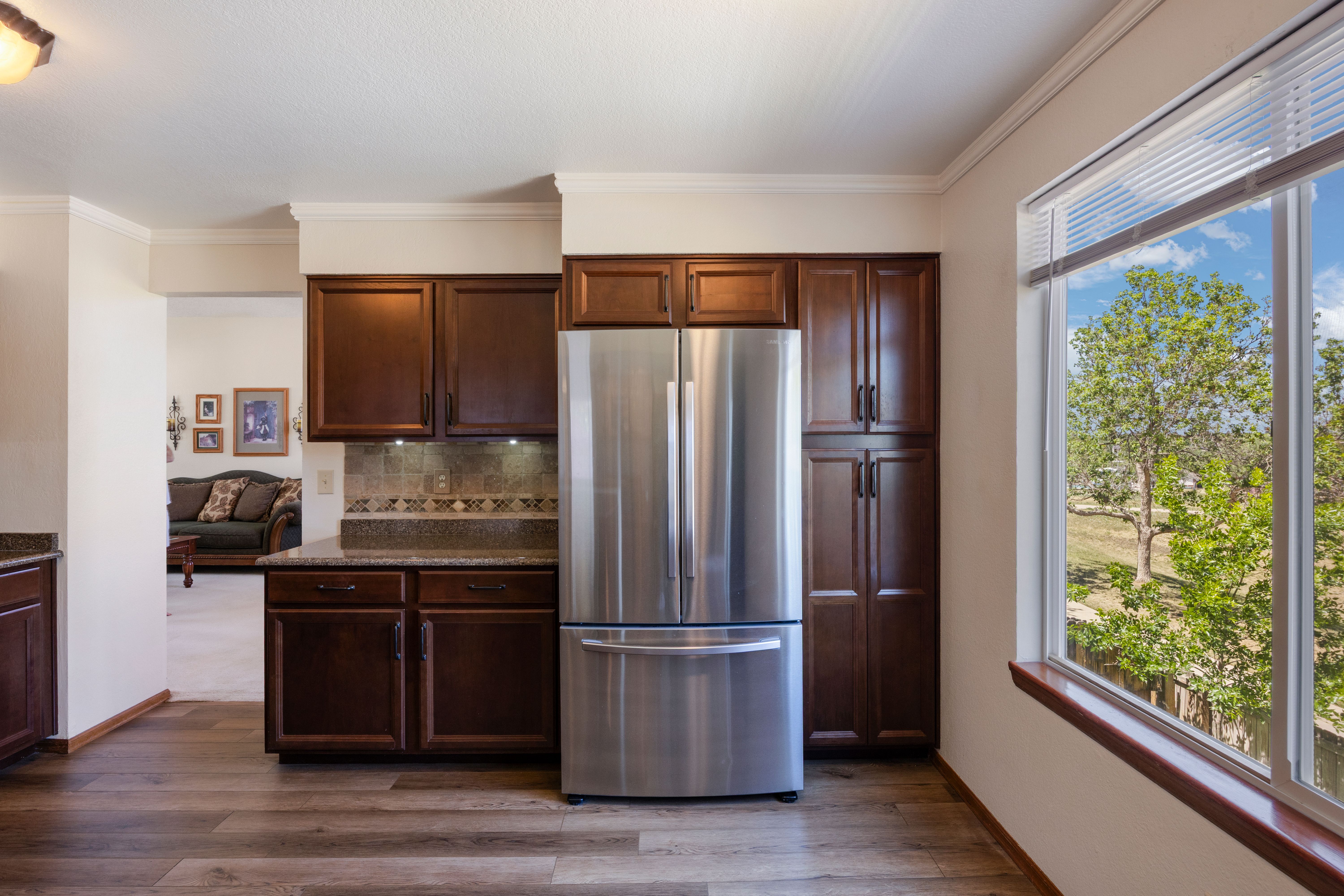  Wonderful 2 Story with finished walk-out basement. - 物件實景