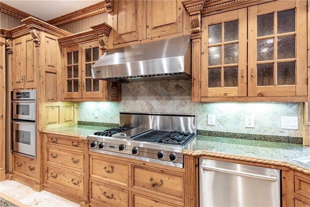 307 Meadowlands Drive, Talking Rock, Georgia, 30175, United States, 4 Bedrooms Bedrooms, ,6 BathroomsBathrooms,Residential,For Sale,307 Meadowlands Drive,1639976