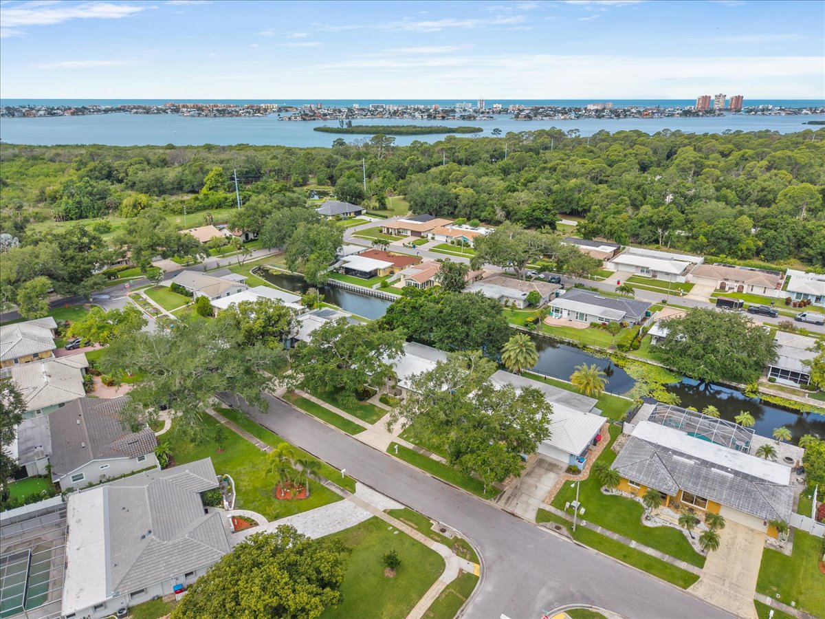 Seminole, Florida, 33772, United States, 3 Bedrooms Bedrooms, ,2 BathroomsBathrooms,Residential,For Sale,2048345